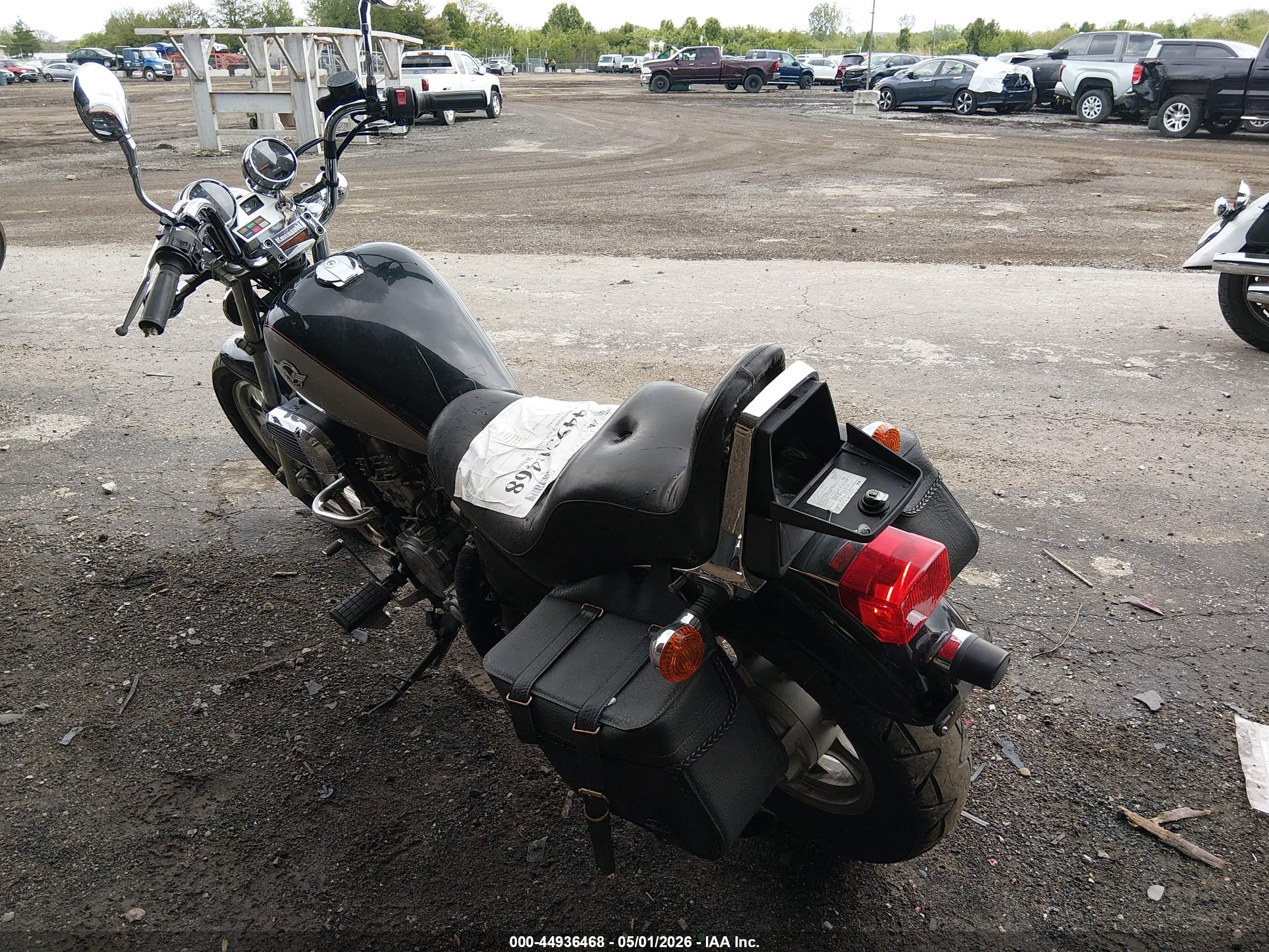 KAWASAKI VN750 image 3