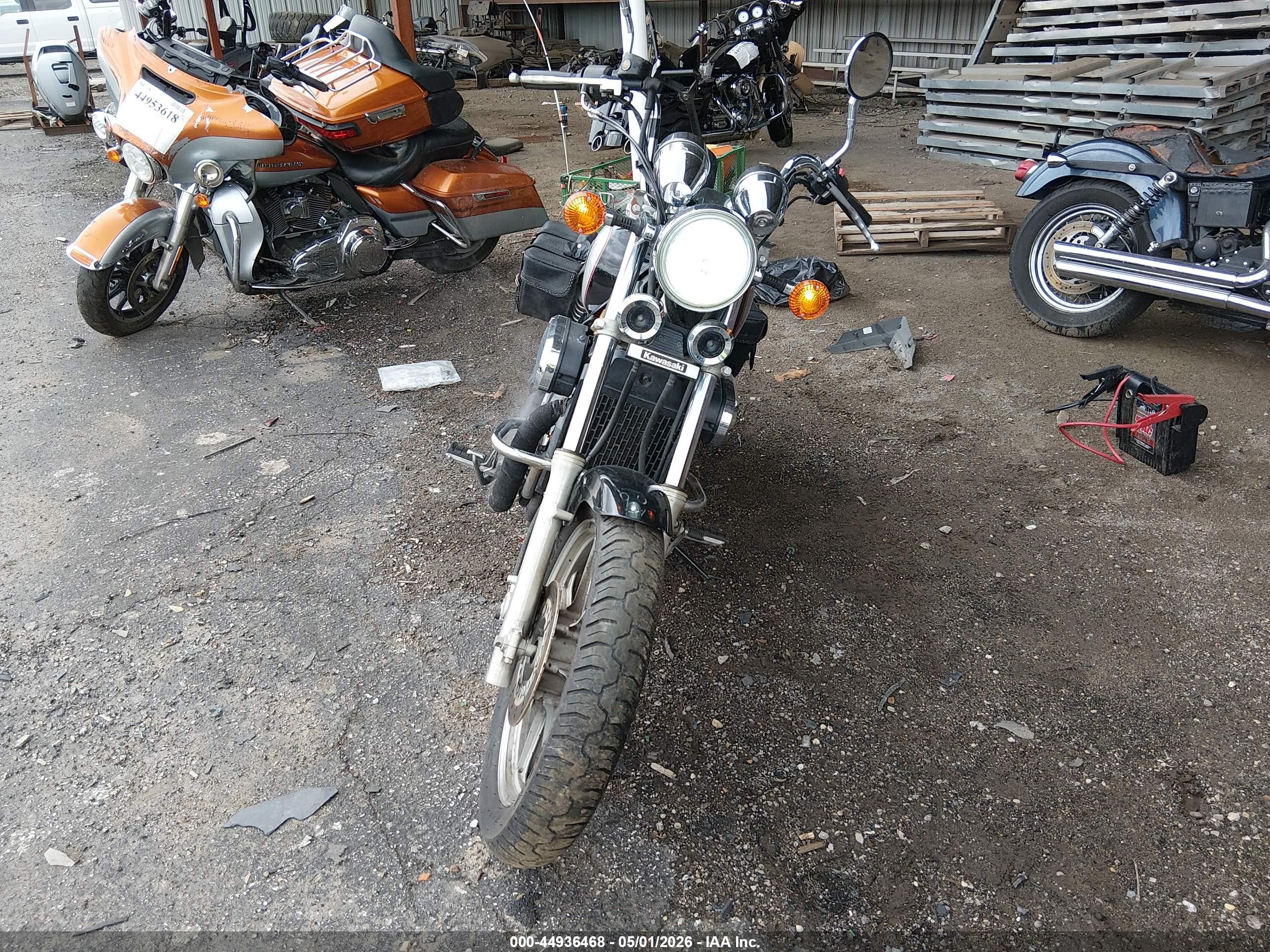 KAWASAKI VN750 image 5