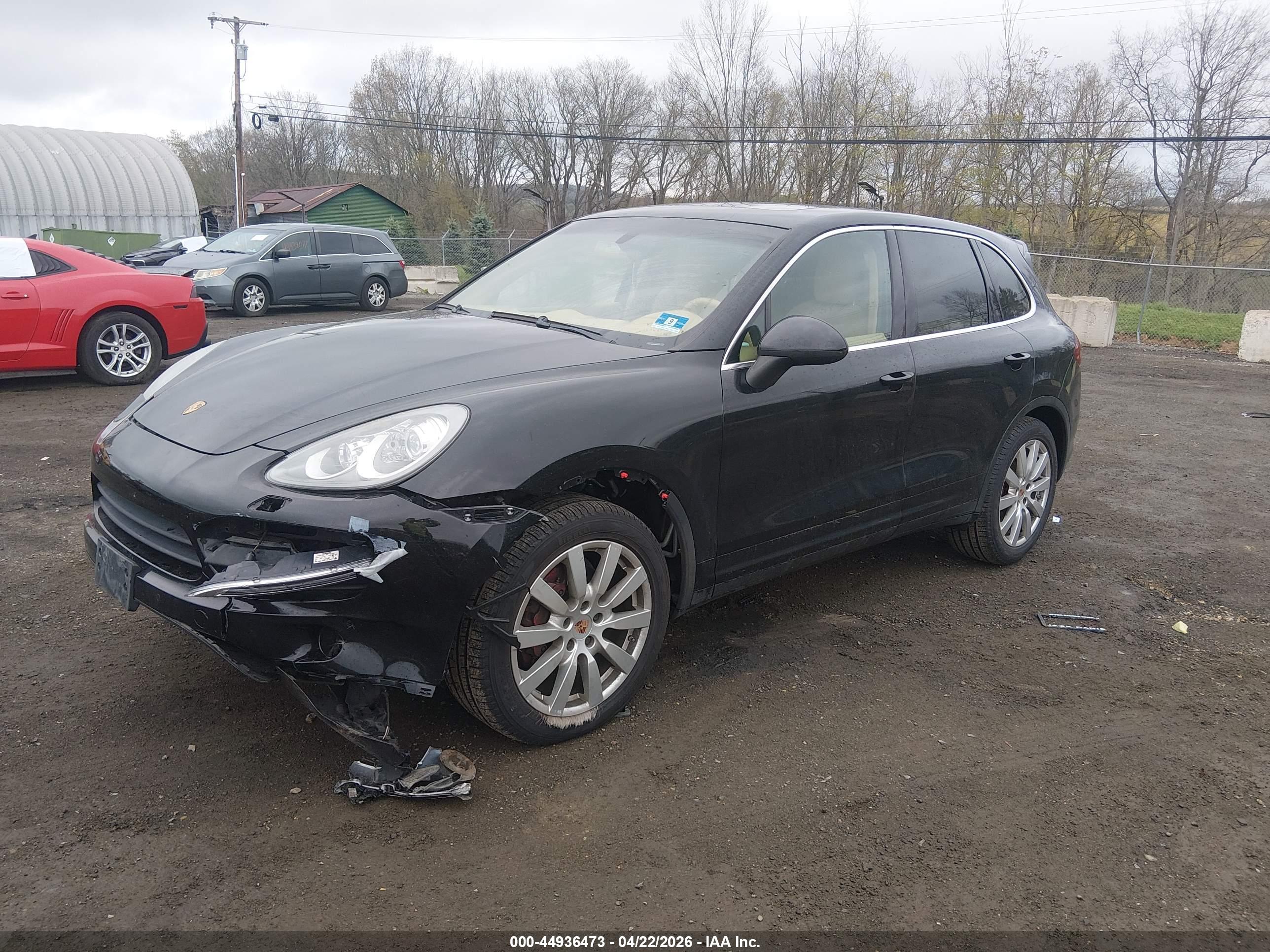 PORSCHE CAYENNE image 2