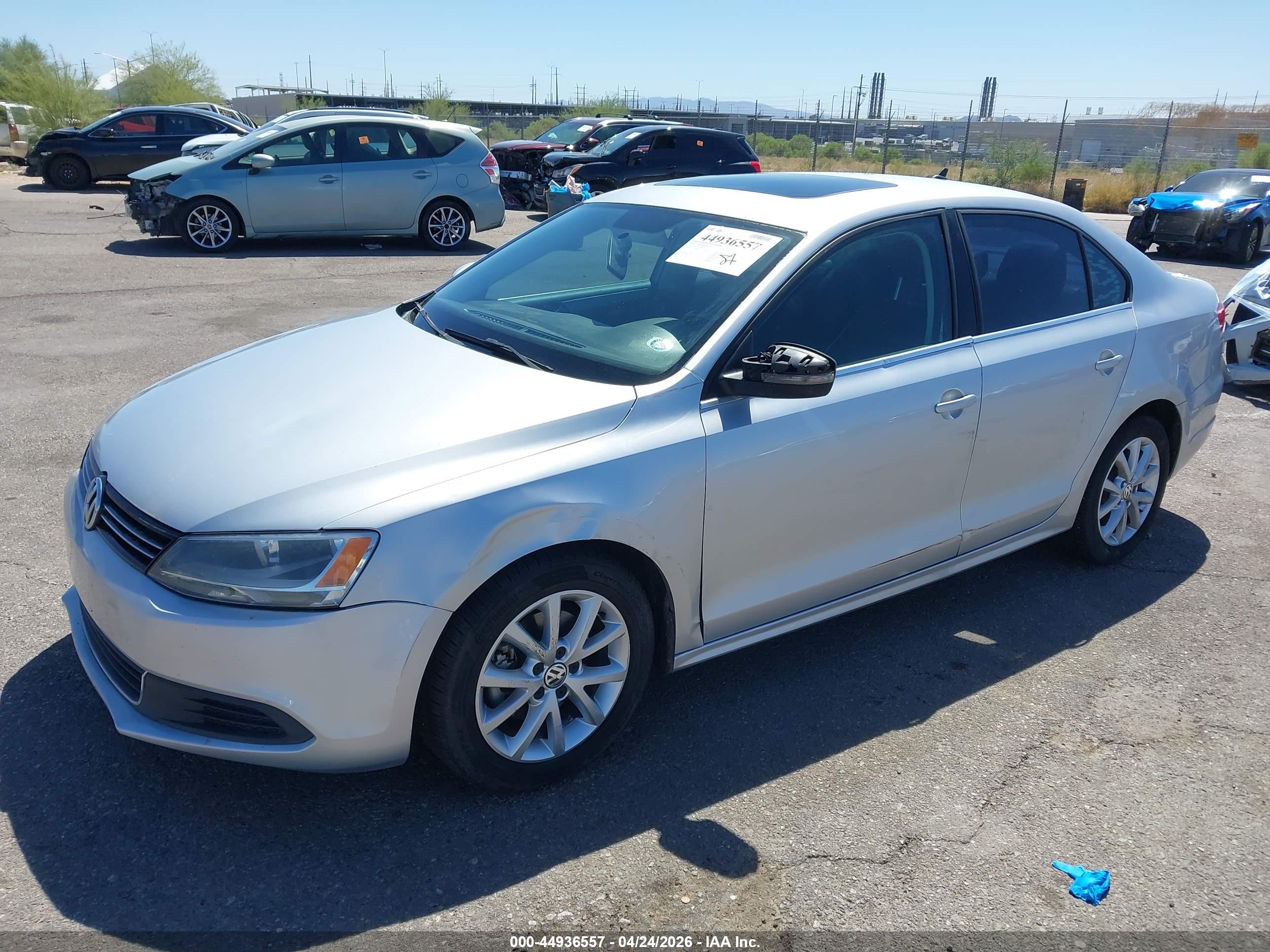 VOLKSWAGEN JETTA image 2