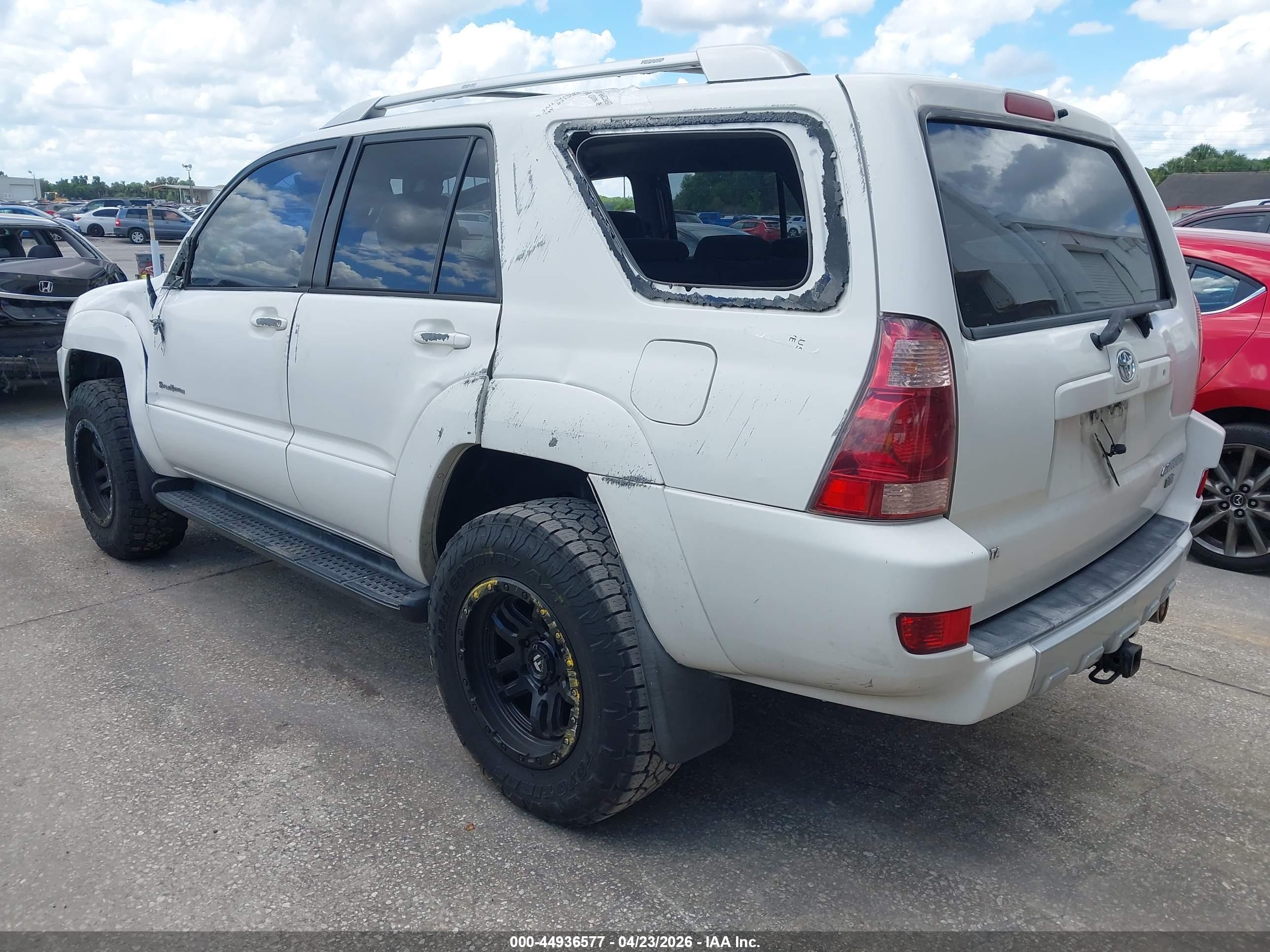 TOYOTA 4RUNNER image 3