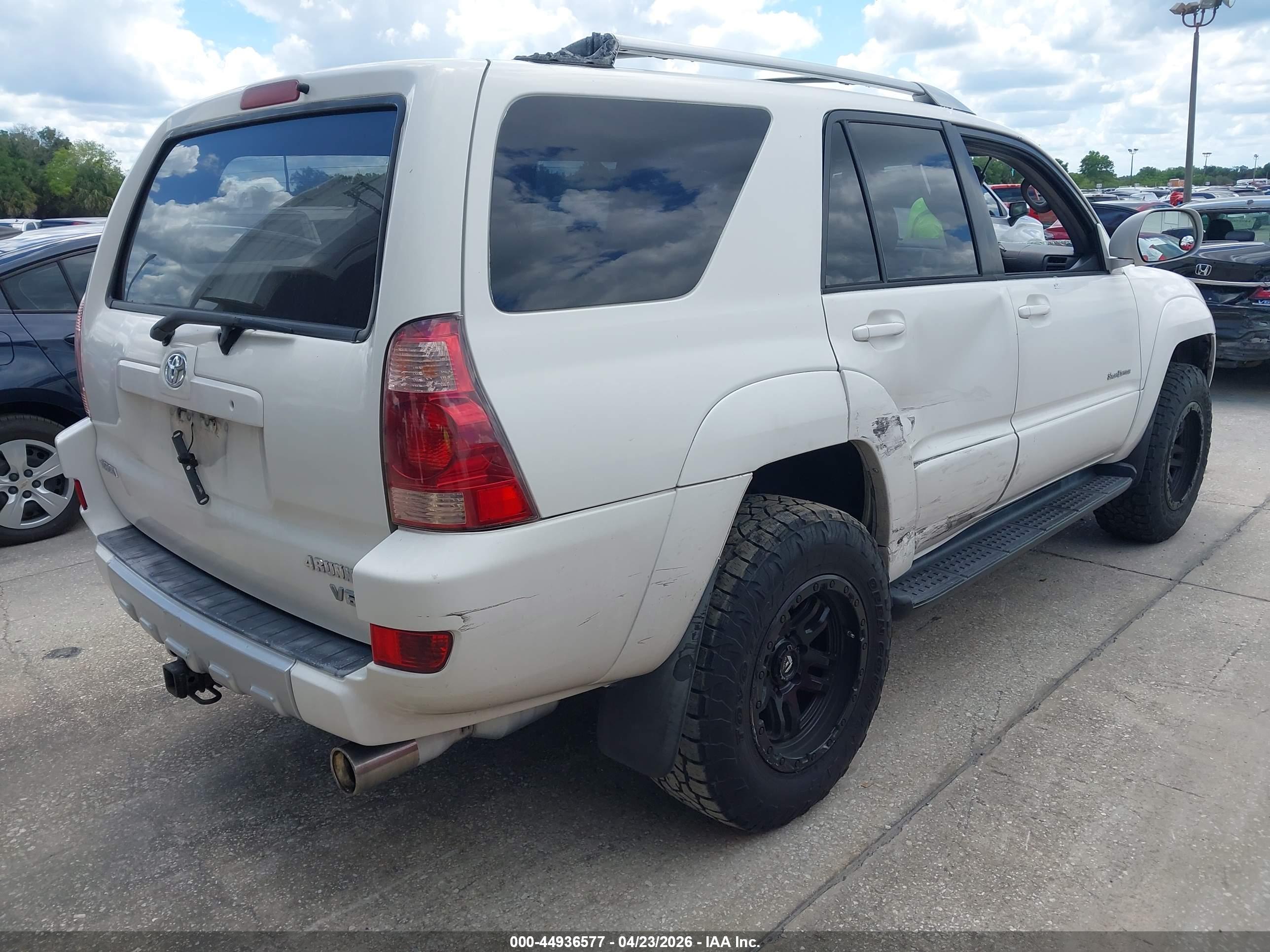 TOYOTA 4RUNNER image 4