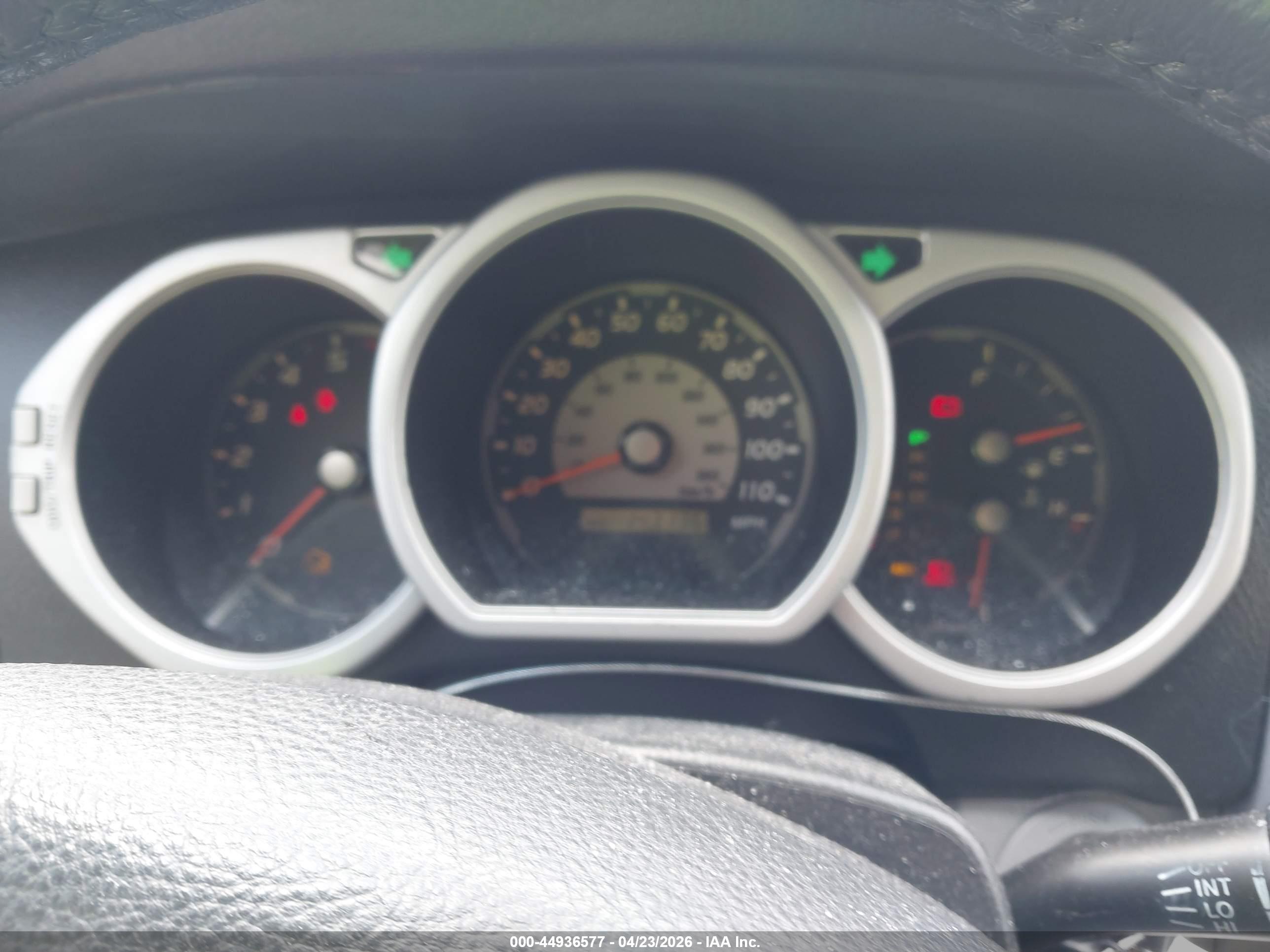 TOYOTA 4RUNNER image 7