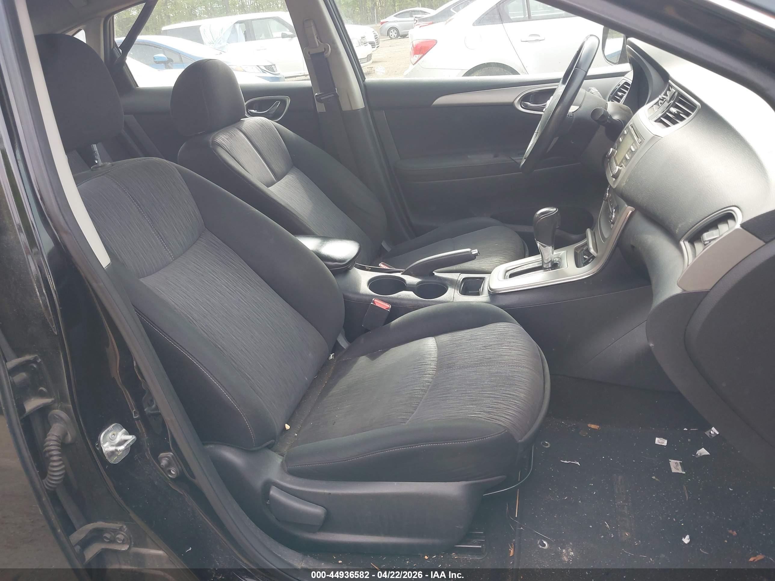 NISSAN SENTRA image 5