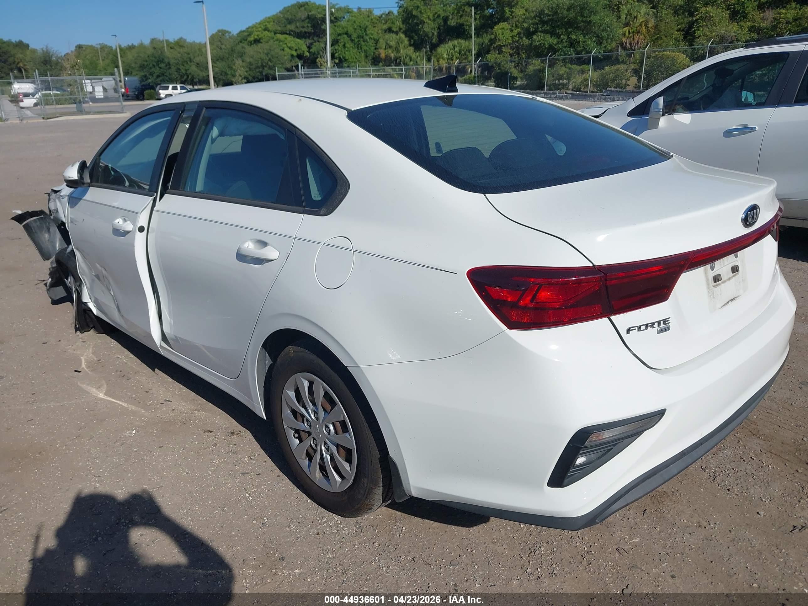 KIA FORTE image 3