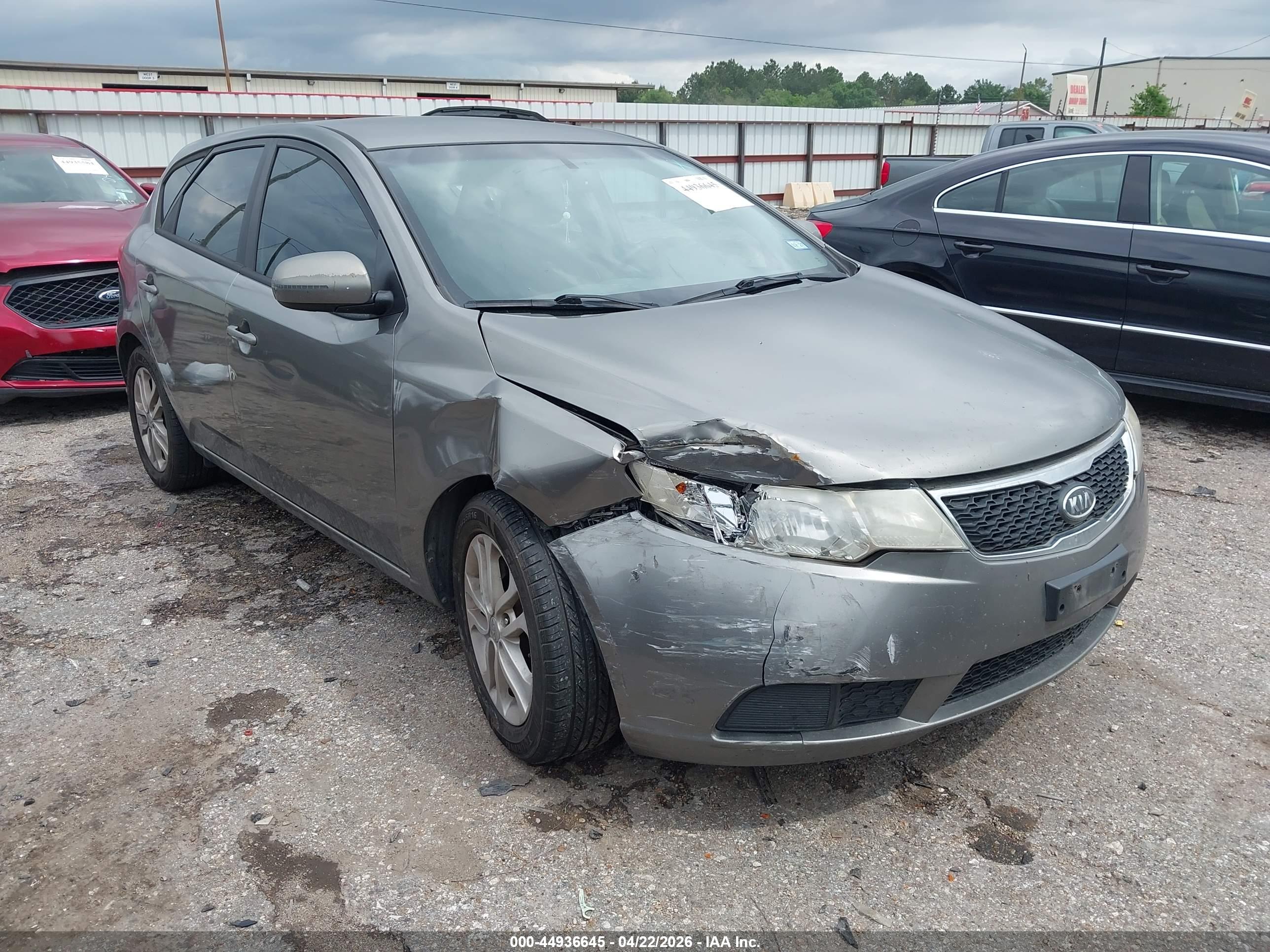 KIA FORTE image 6