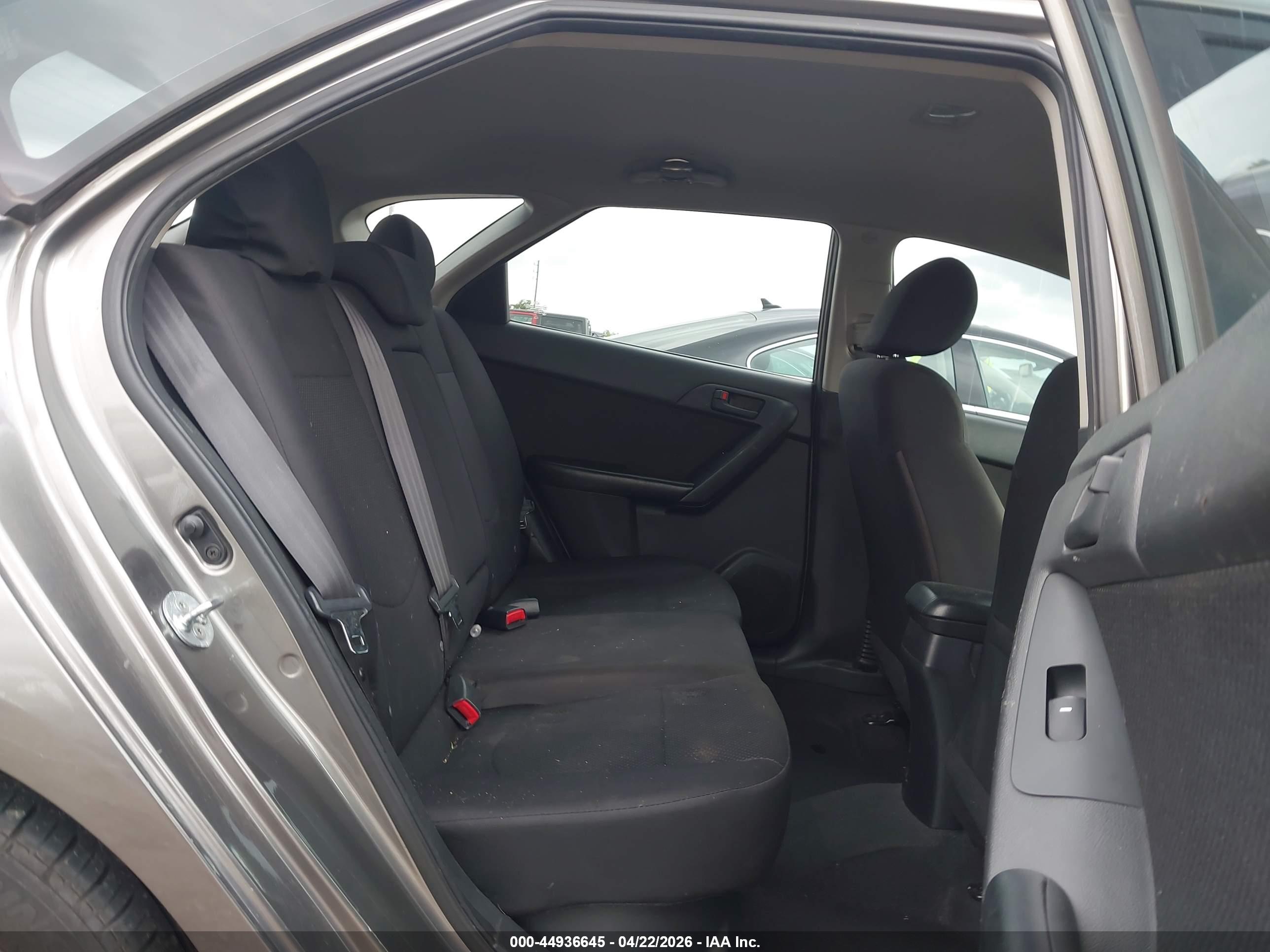 KIA FORTE image 8