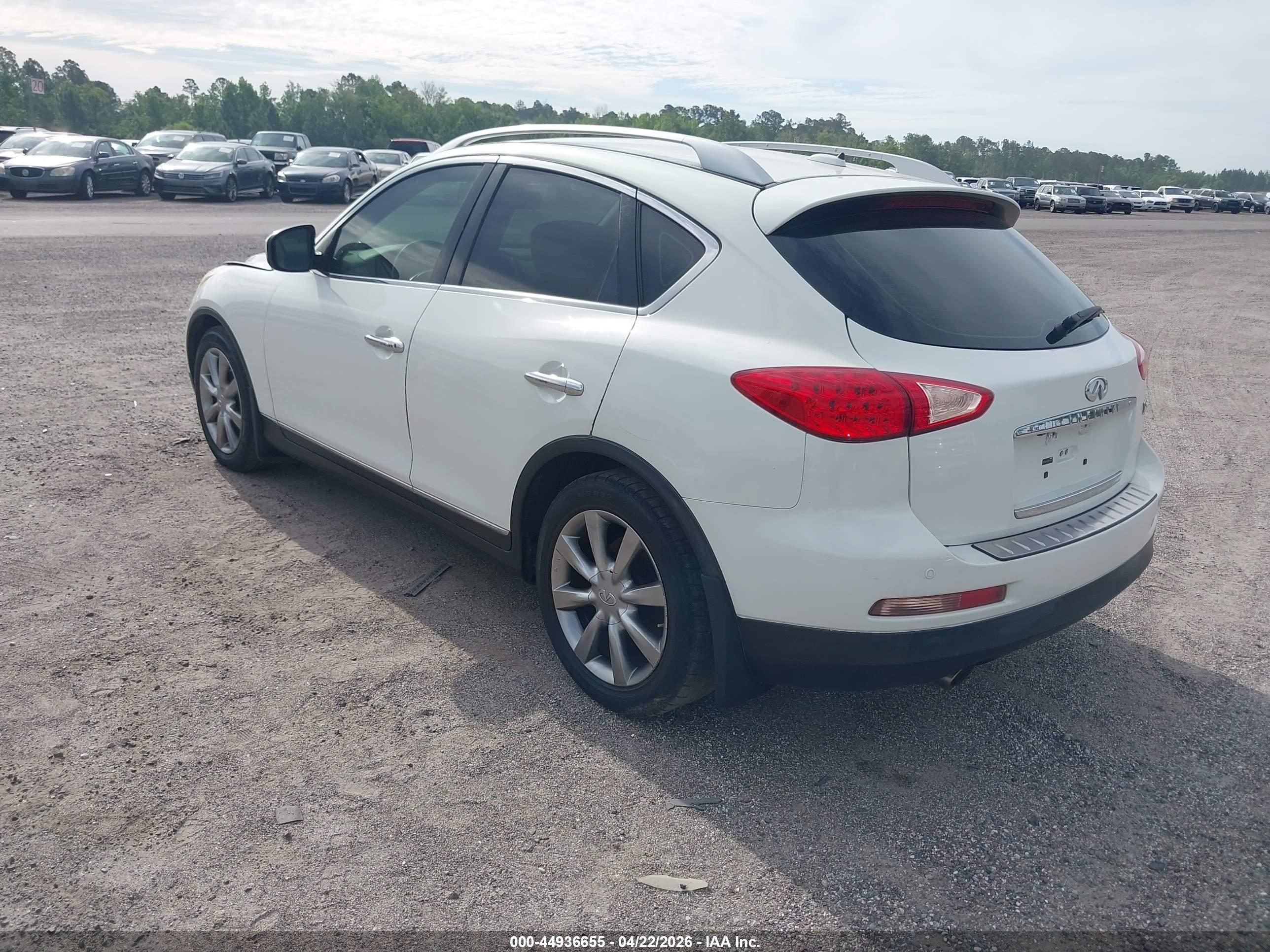 INFINITI EX37 image 3