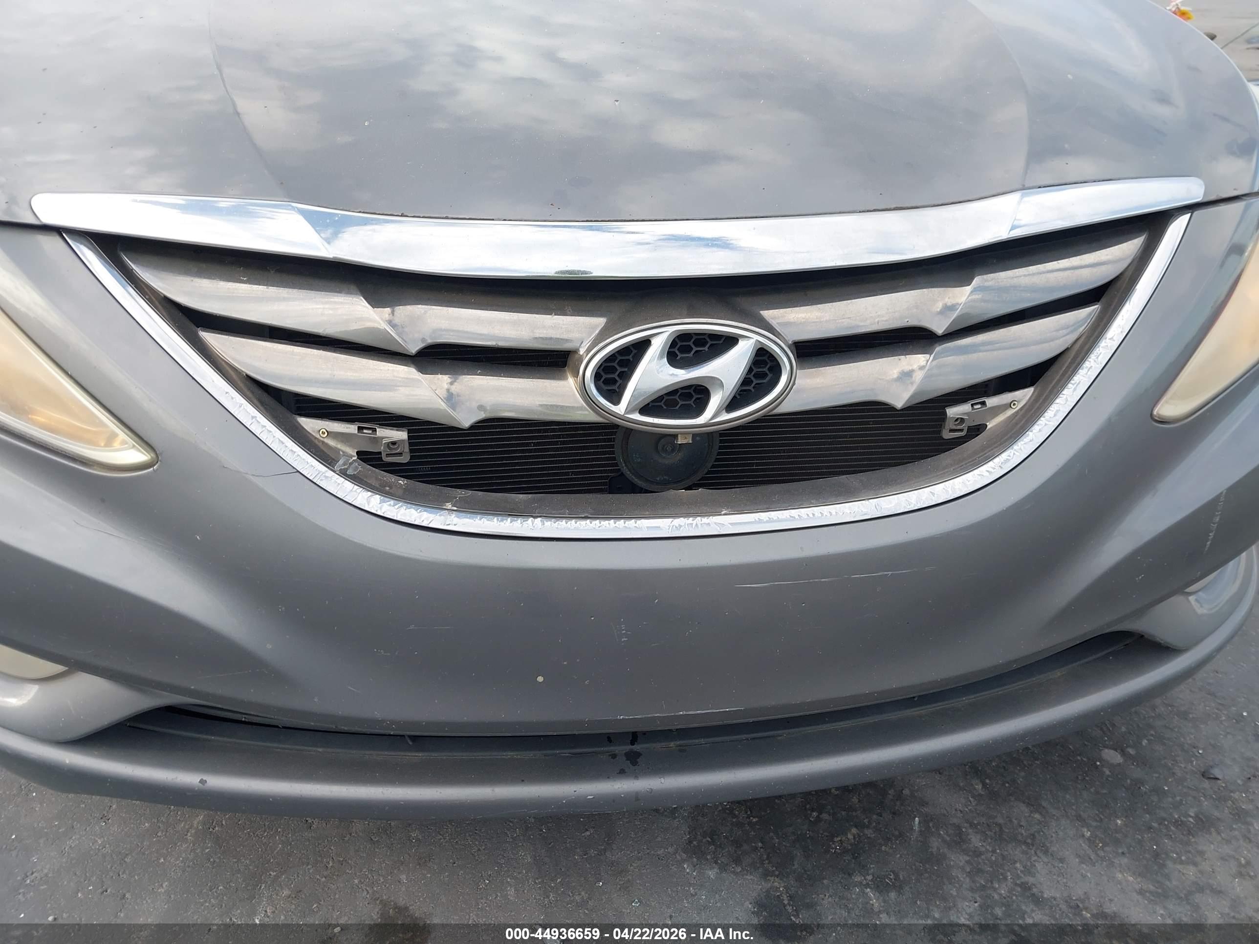 HYUNDAI SONATA image 6