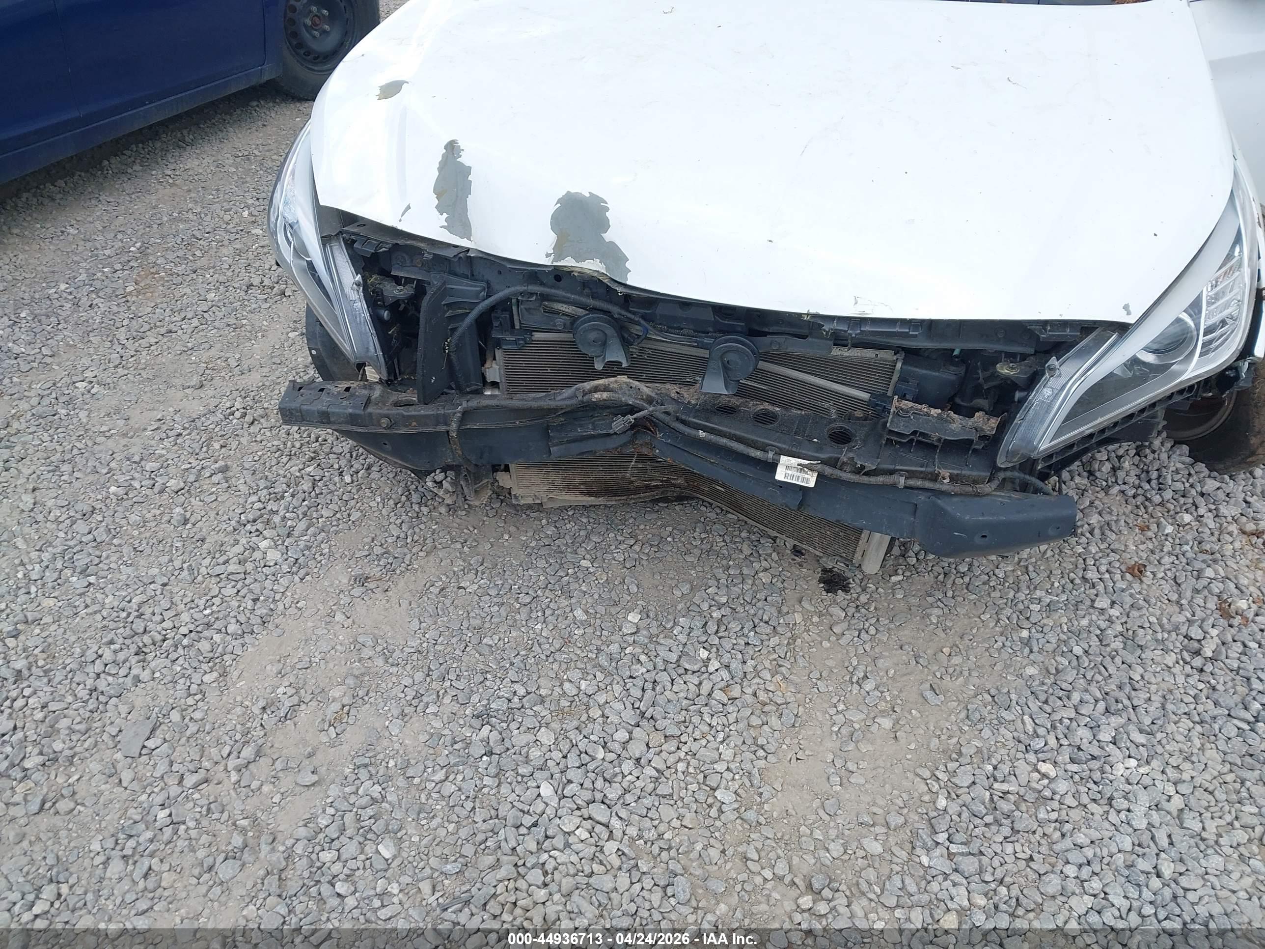 HYUNDAI SONATA image 6