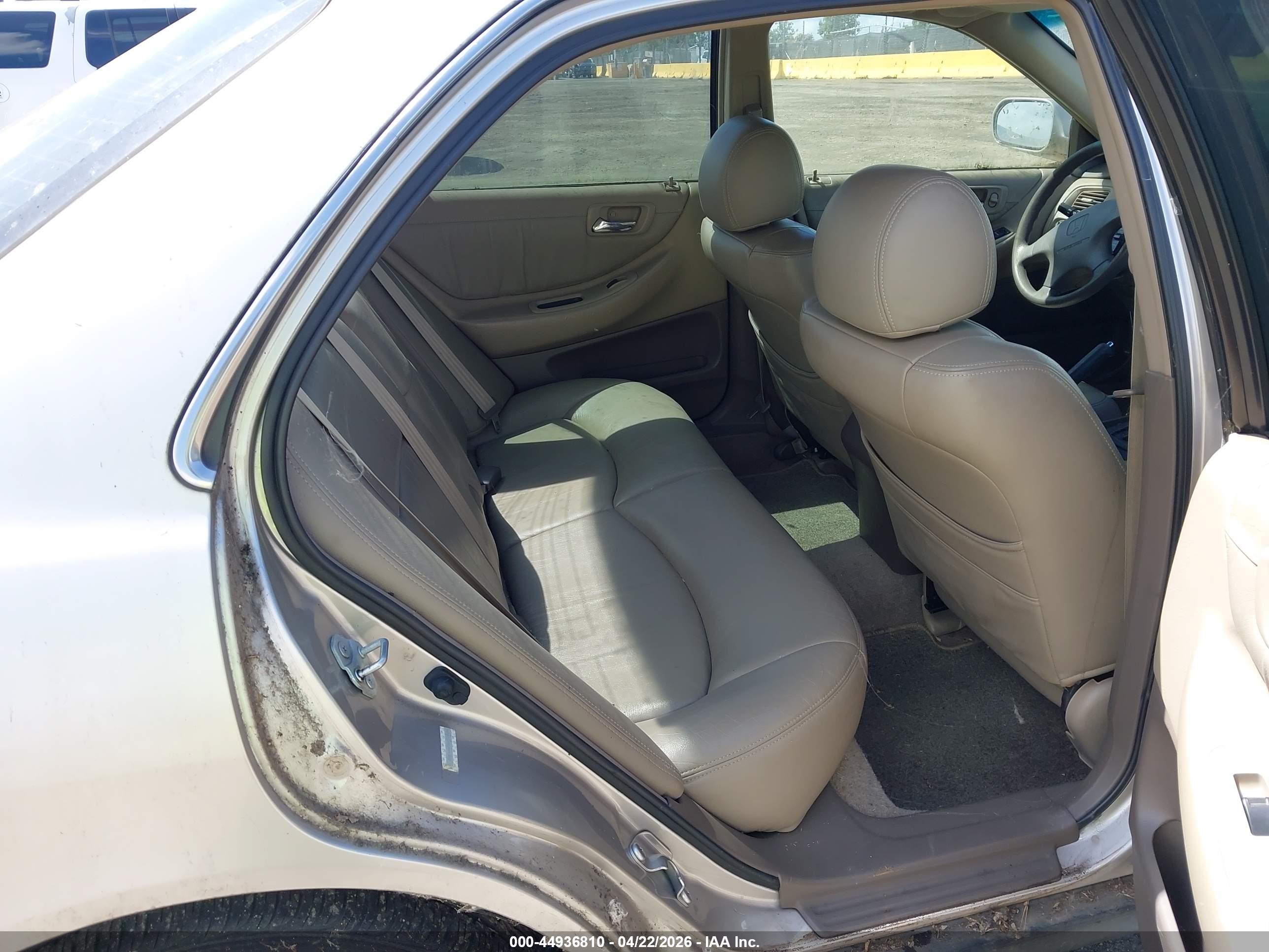 HONDA ACCORD image 8