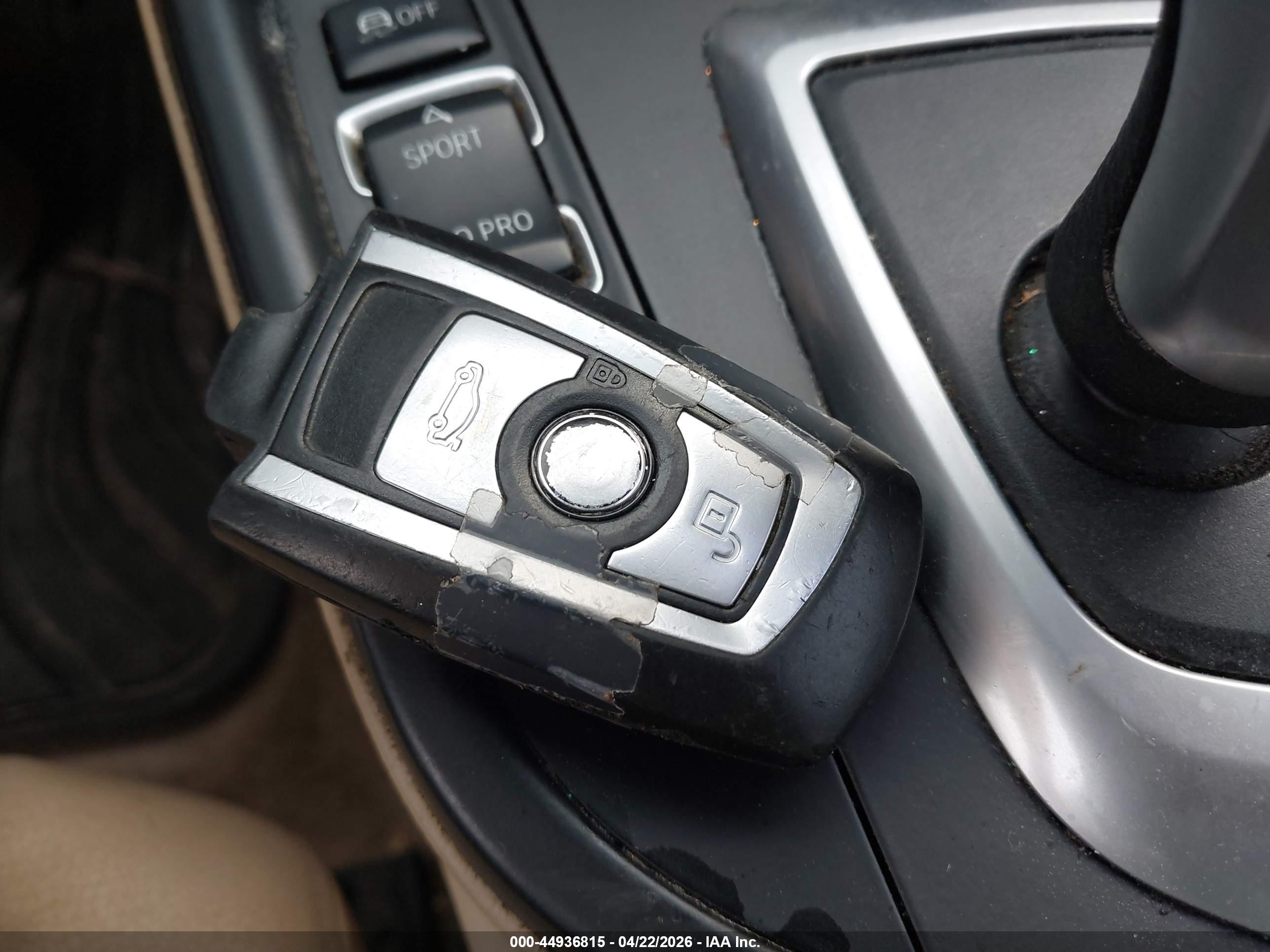 BMW 328I image 11