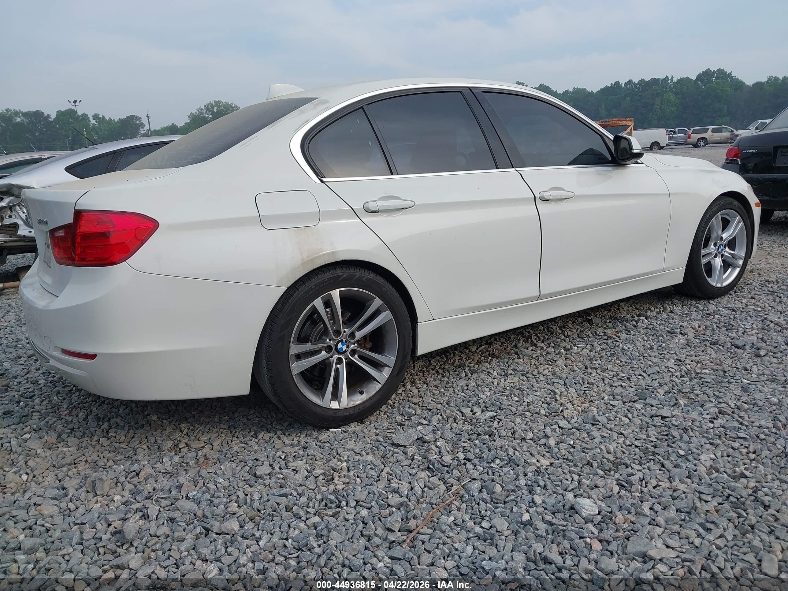 BMW 328I image 4
