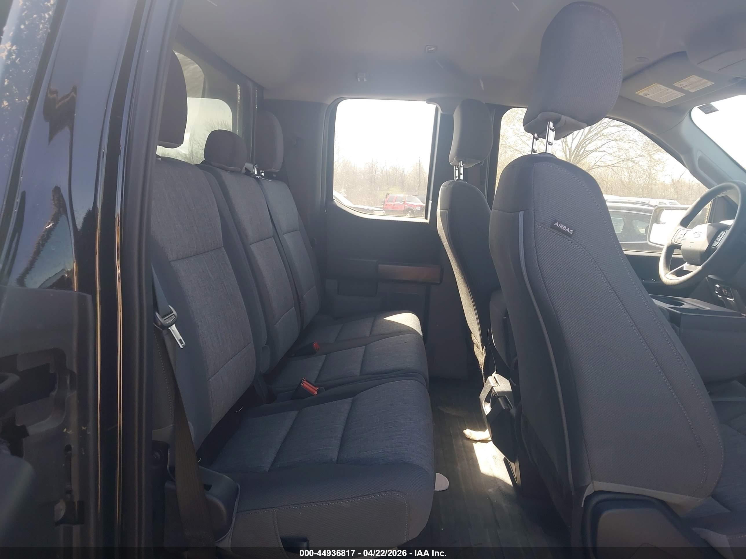 FORD F-150 image 8