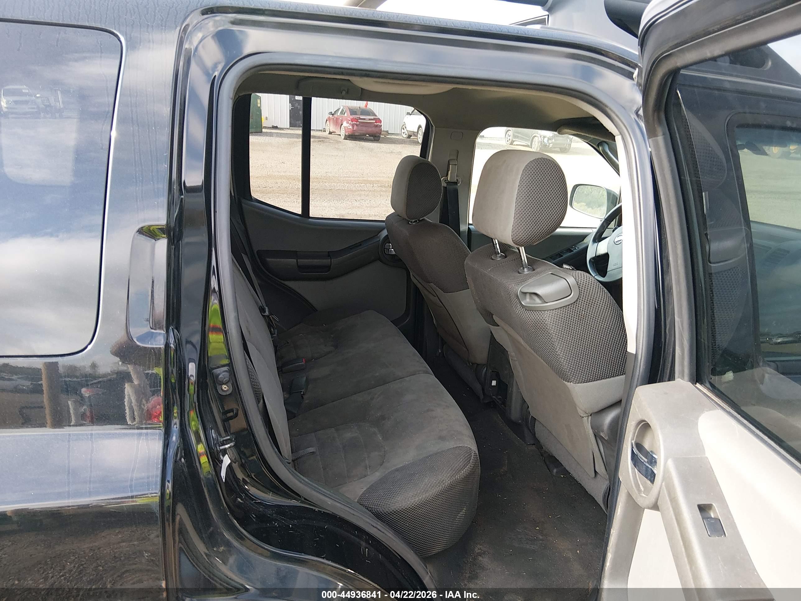 NISSAN XTERRA image 8