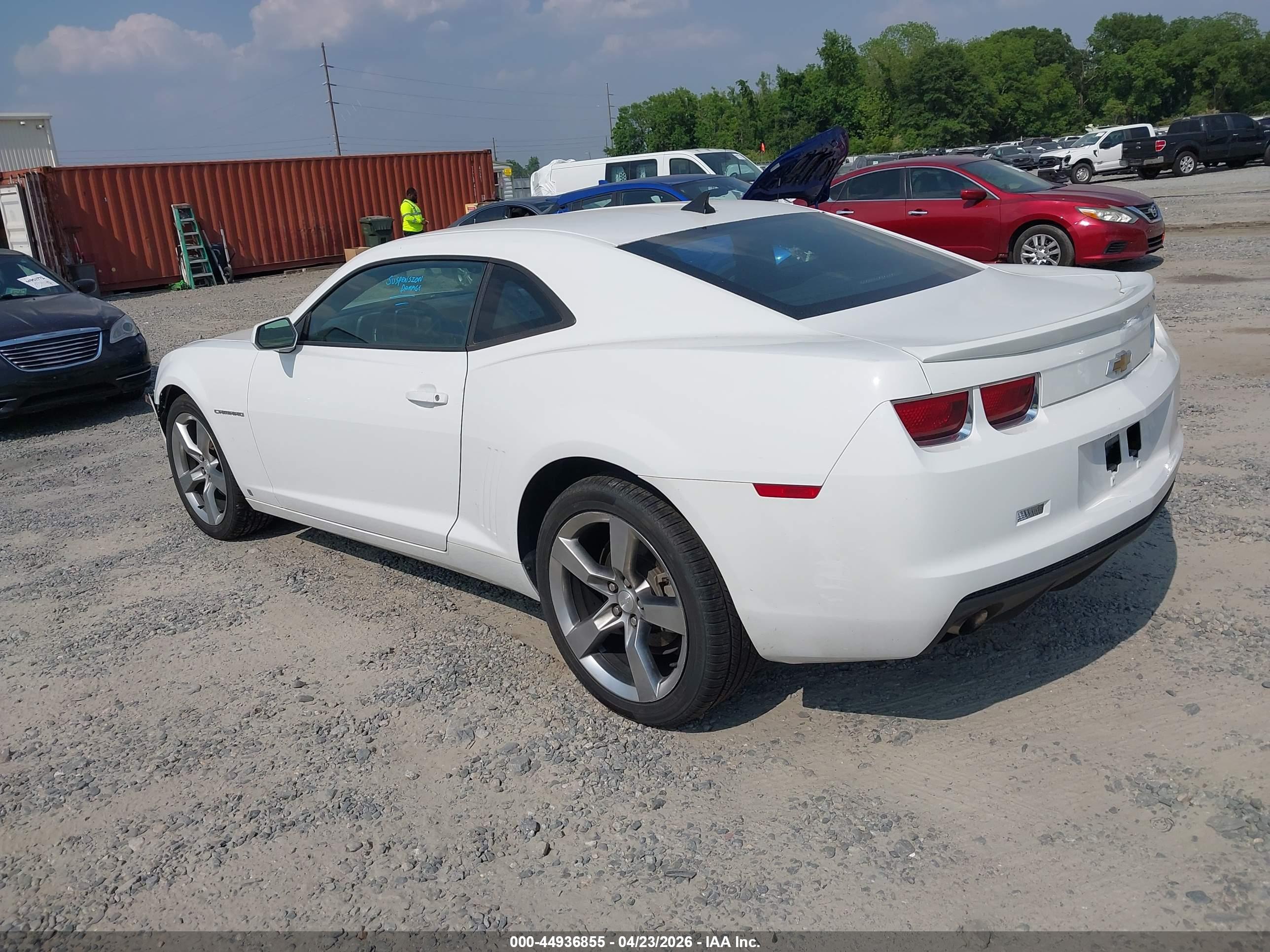 CHEVROLET CAMARO image 3