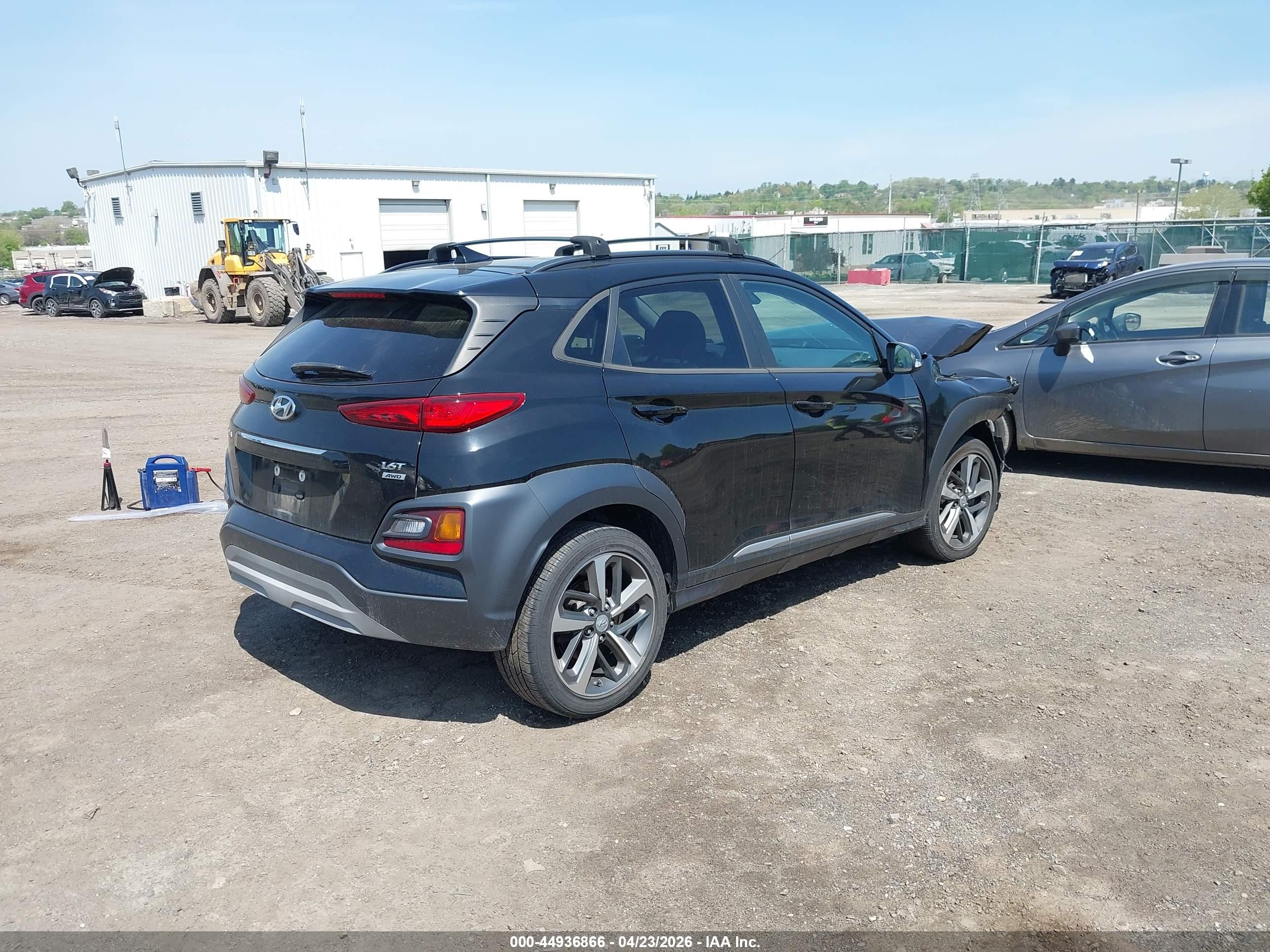 HYUNDAI KONA image 4
