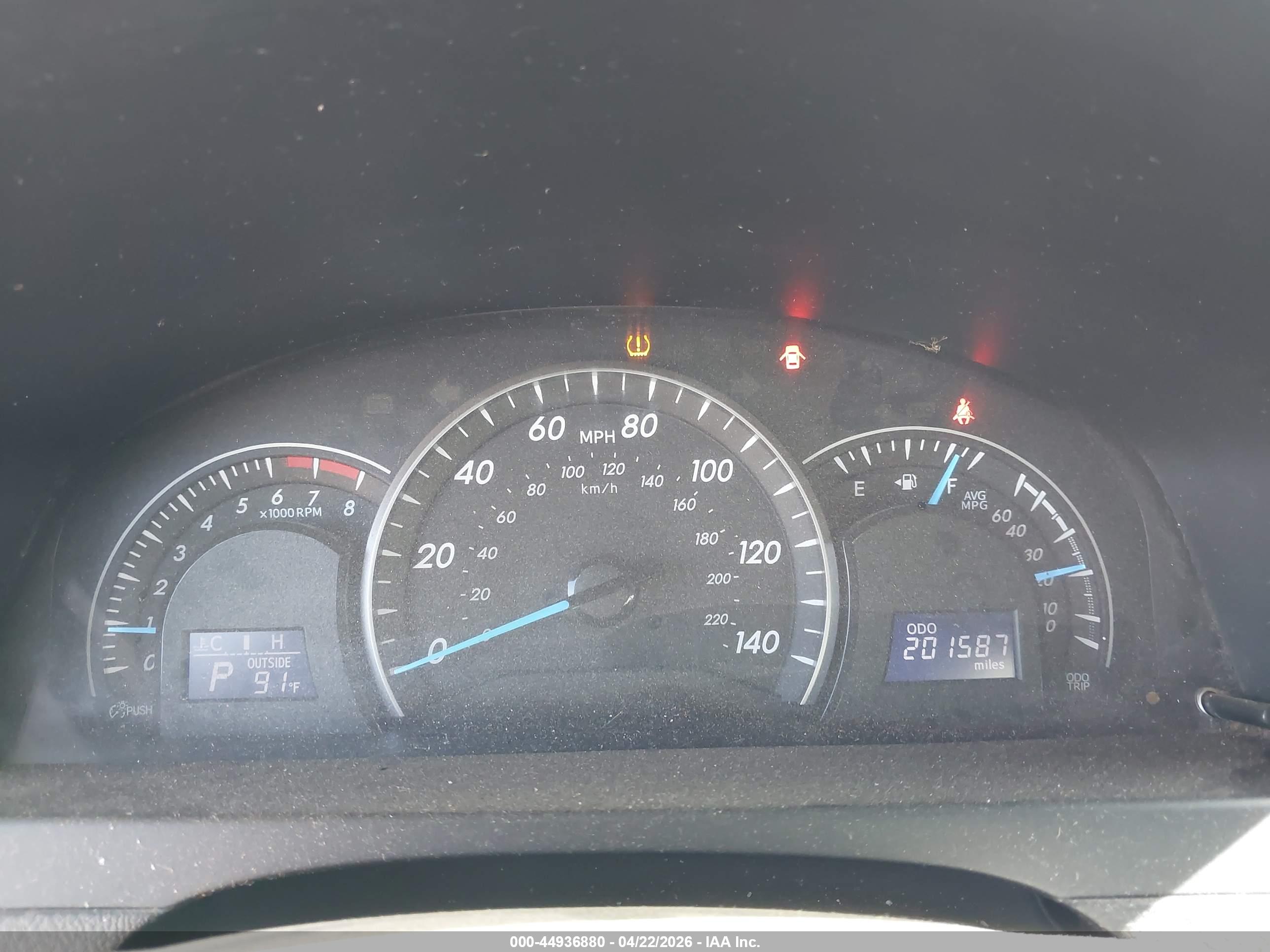 TOYOTA CAMRY image 7