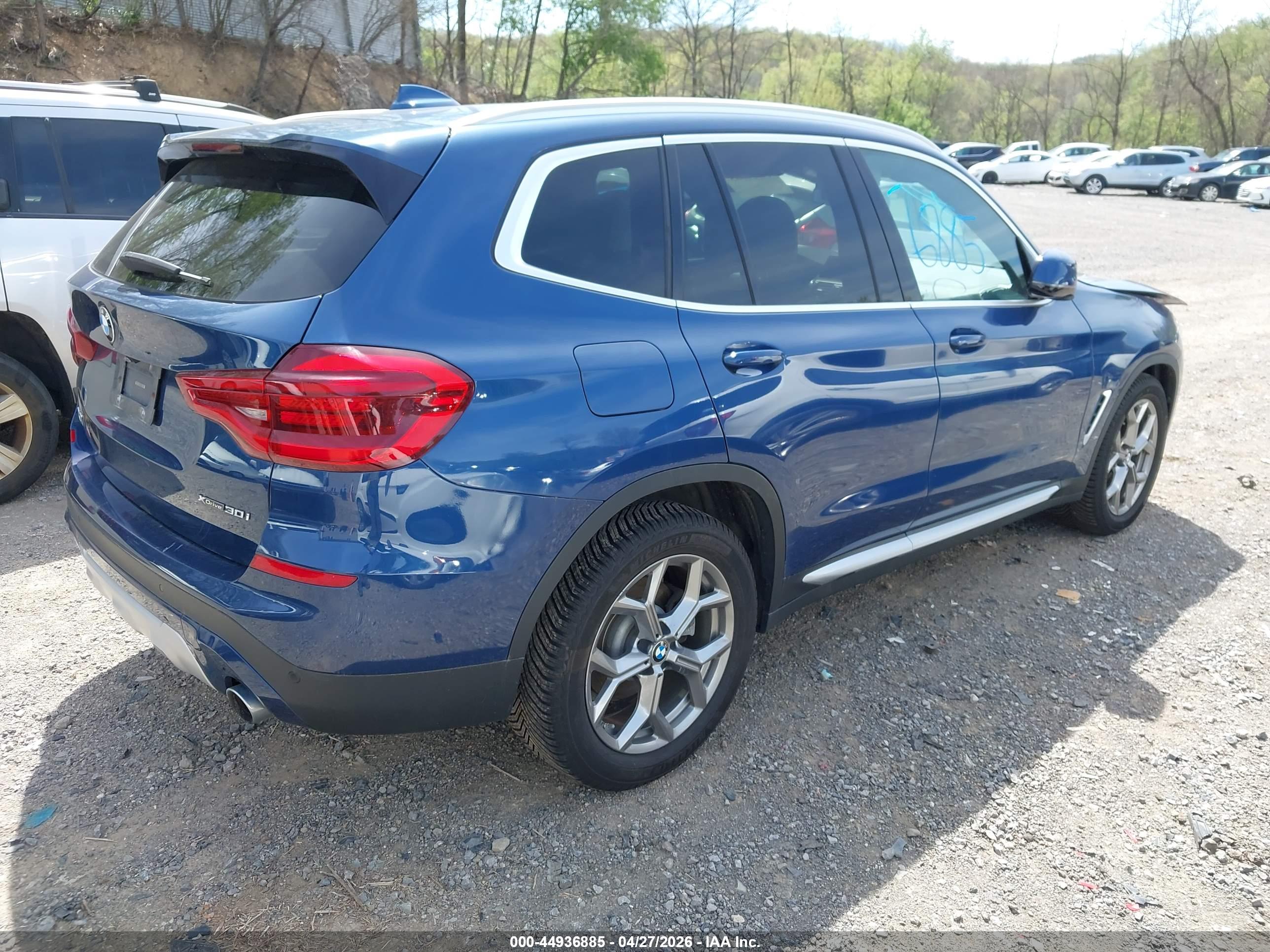 BMW X3 image 4