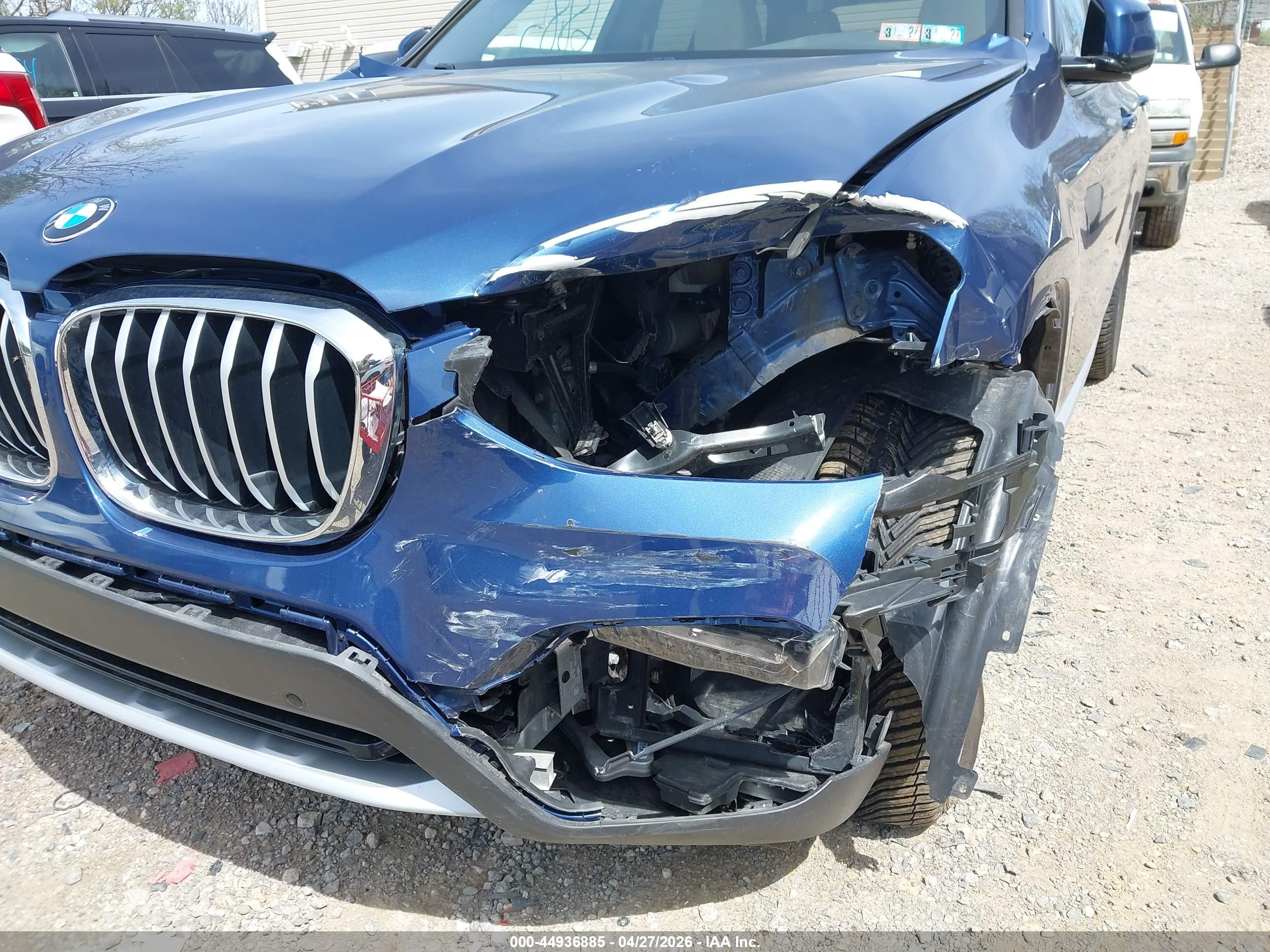 BMW X3 image 6