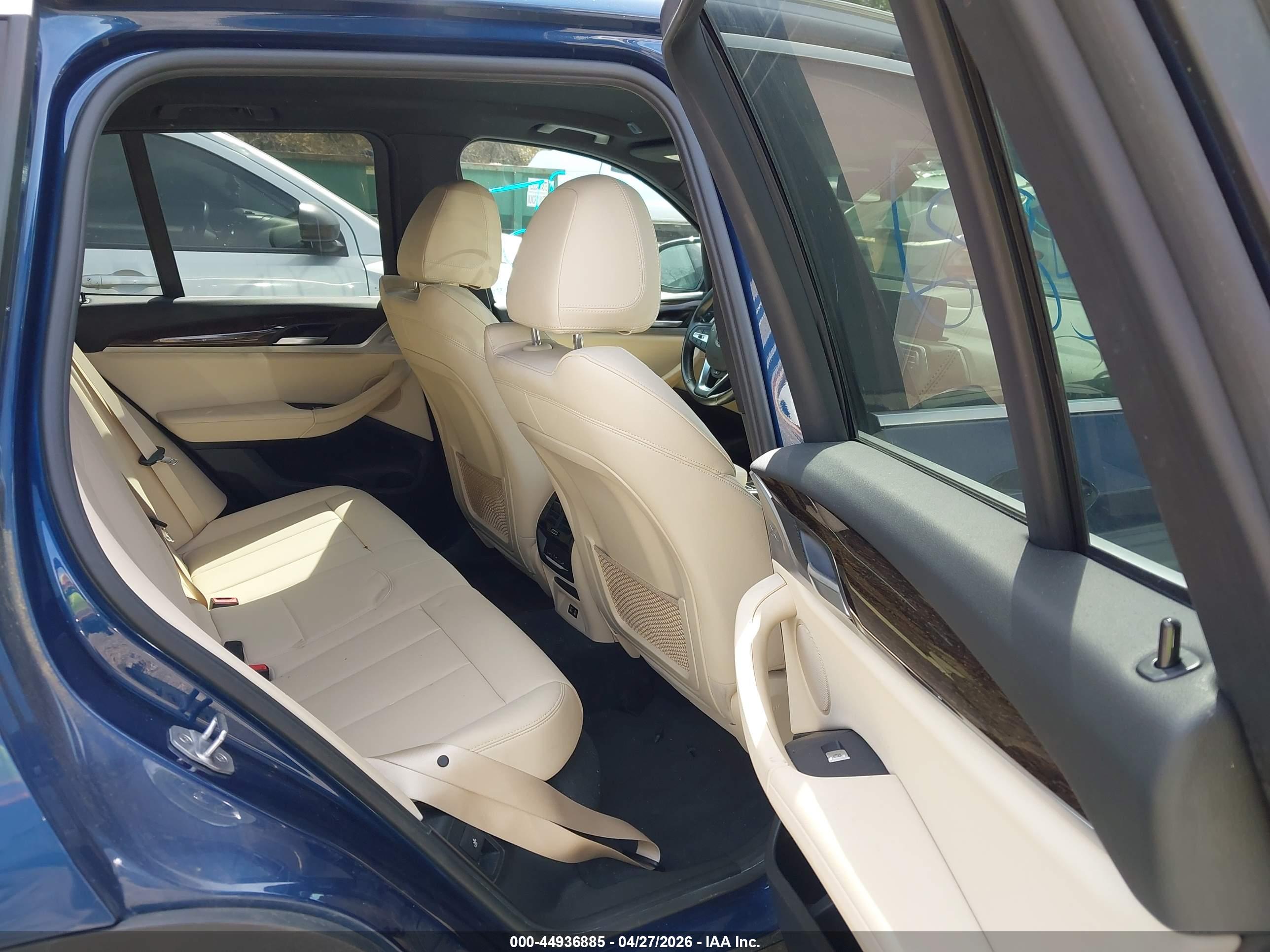 BMW X3 image 8