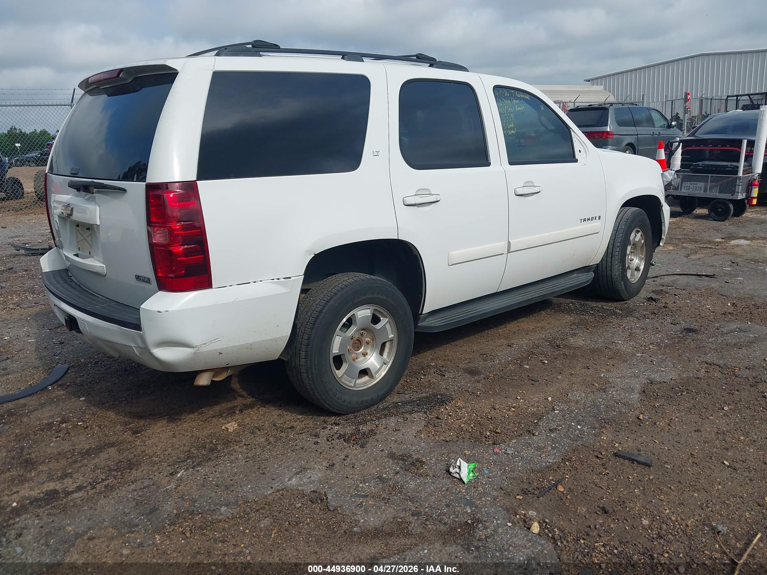 CHEVROLET TAHOE image 4