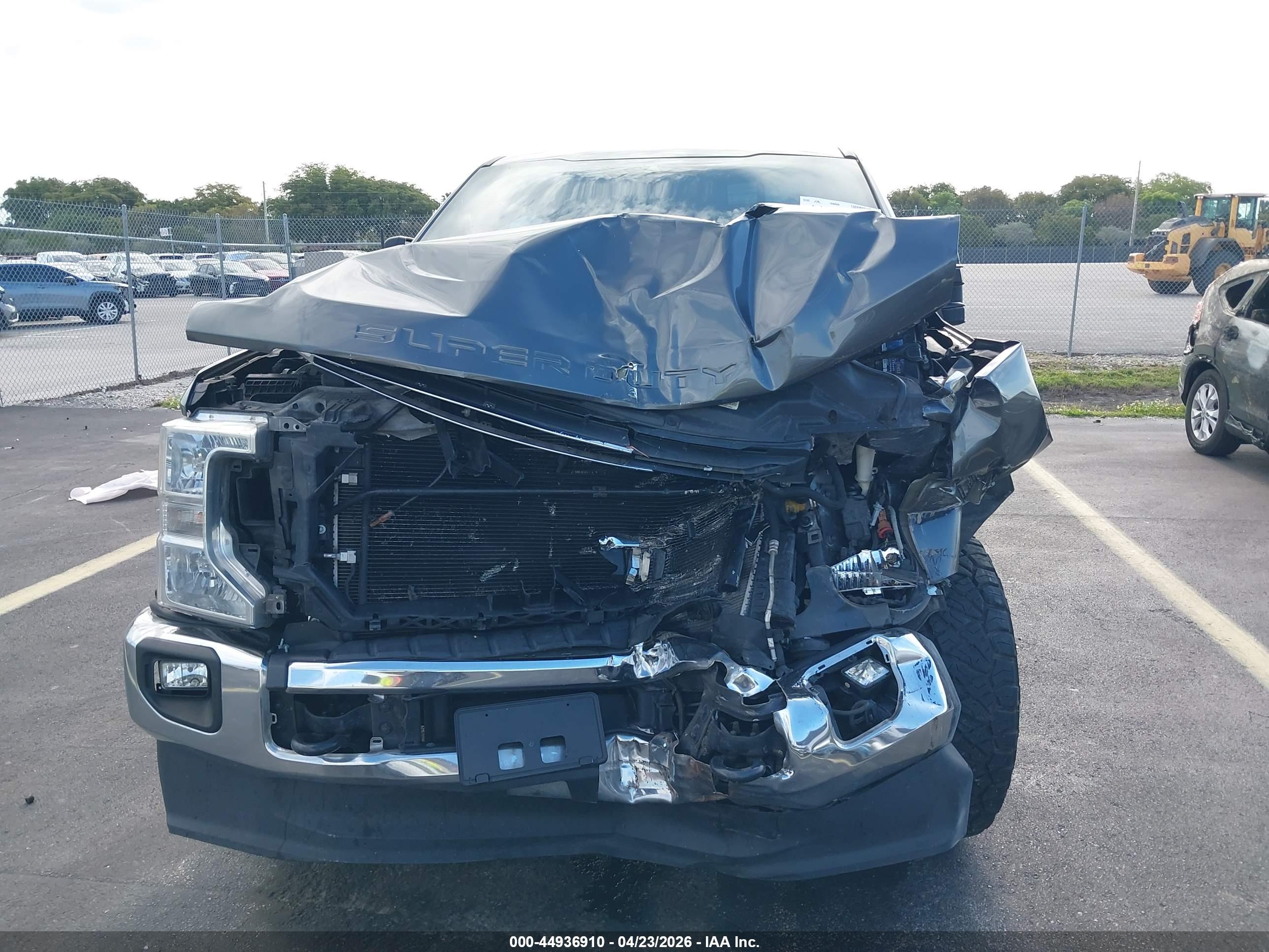 FORD F-250 image 6