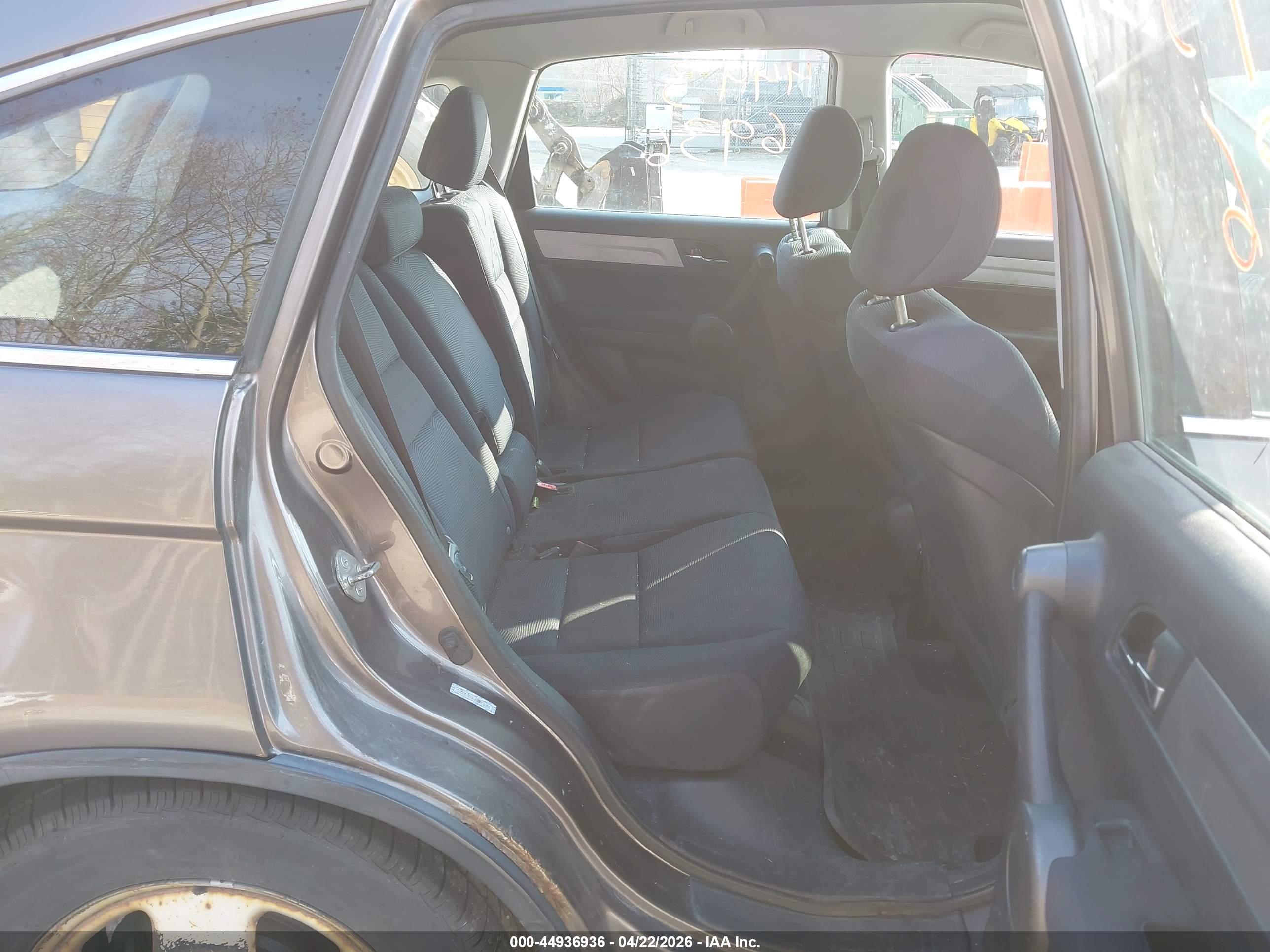 HONDA CR-V image 8