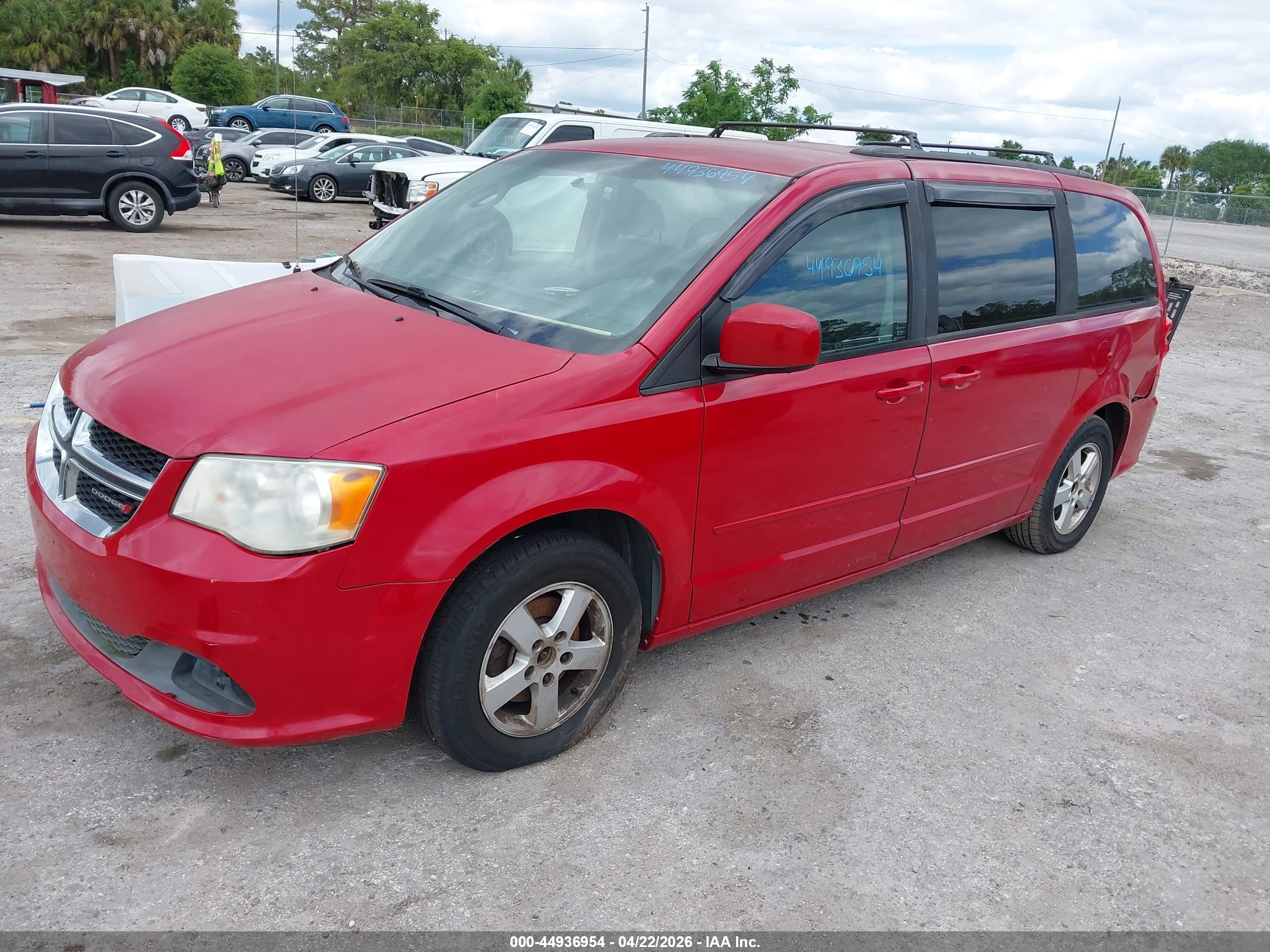 DODGE GRAND image 2