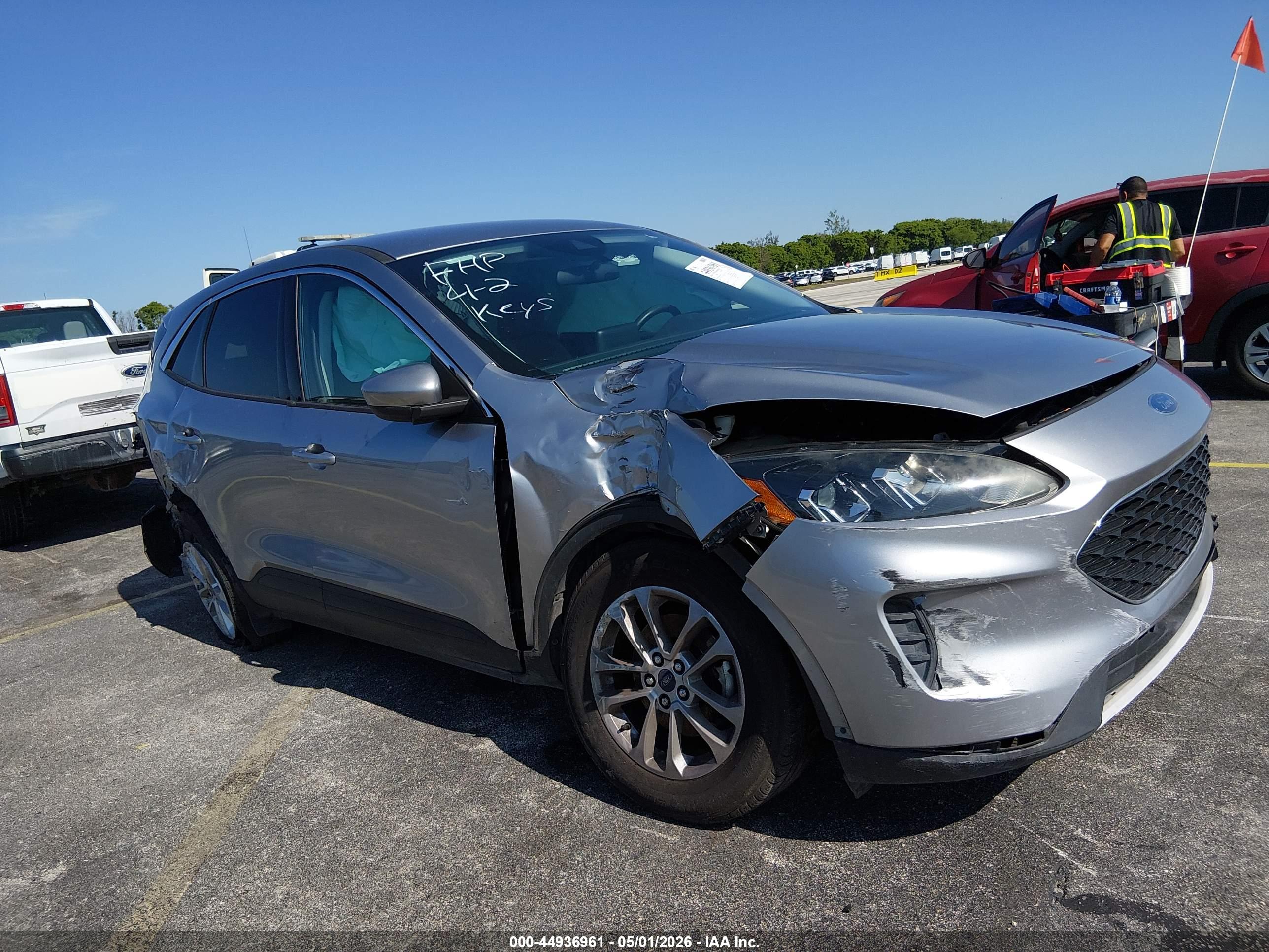 FORD ESCAPE image 6