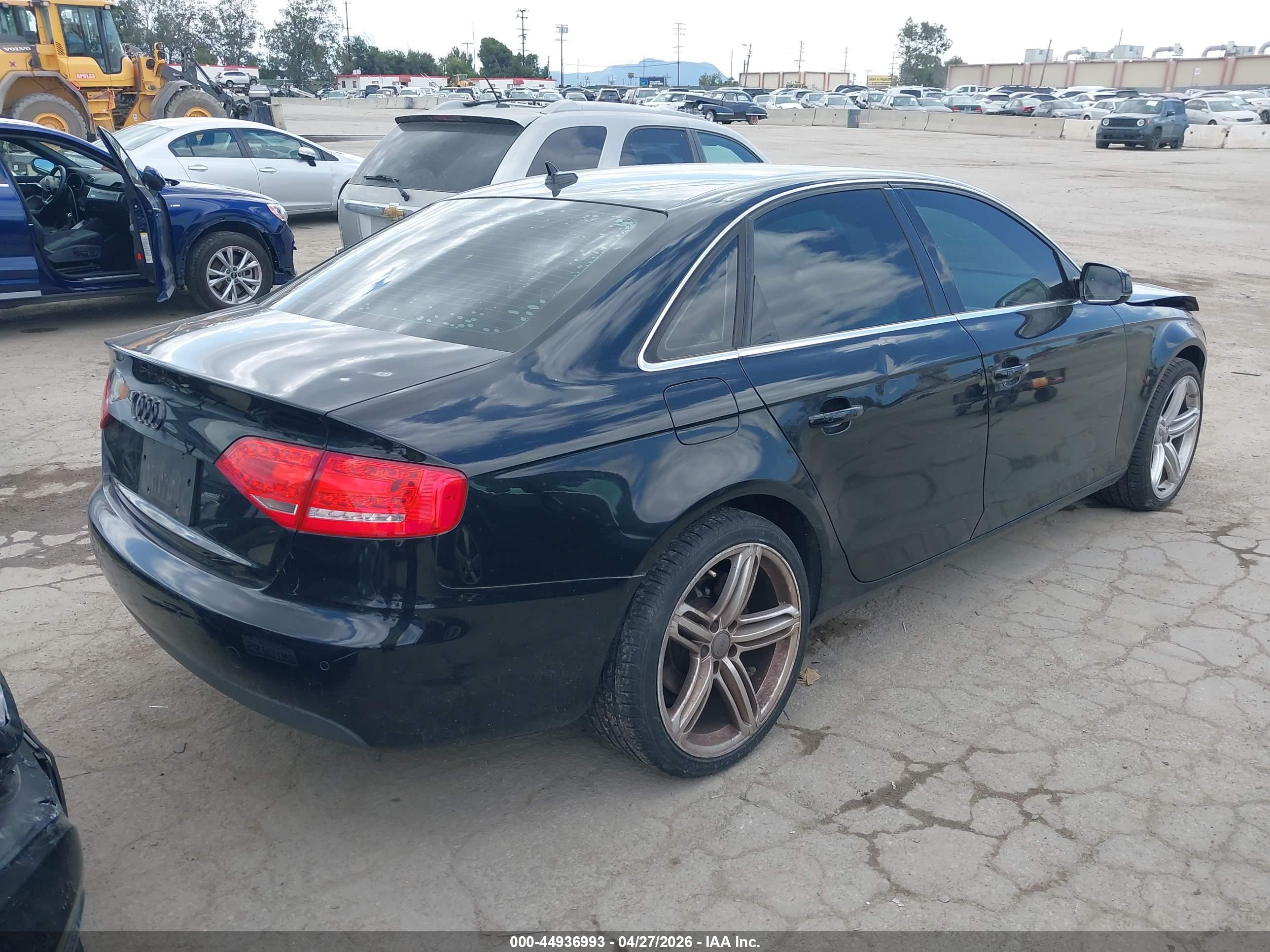 AUDI A4 image 4