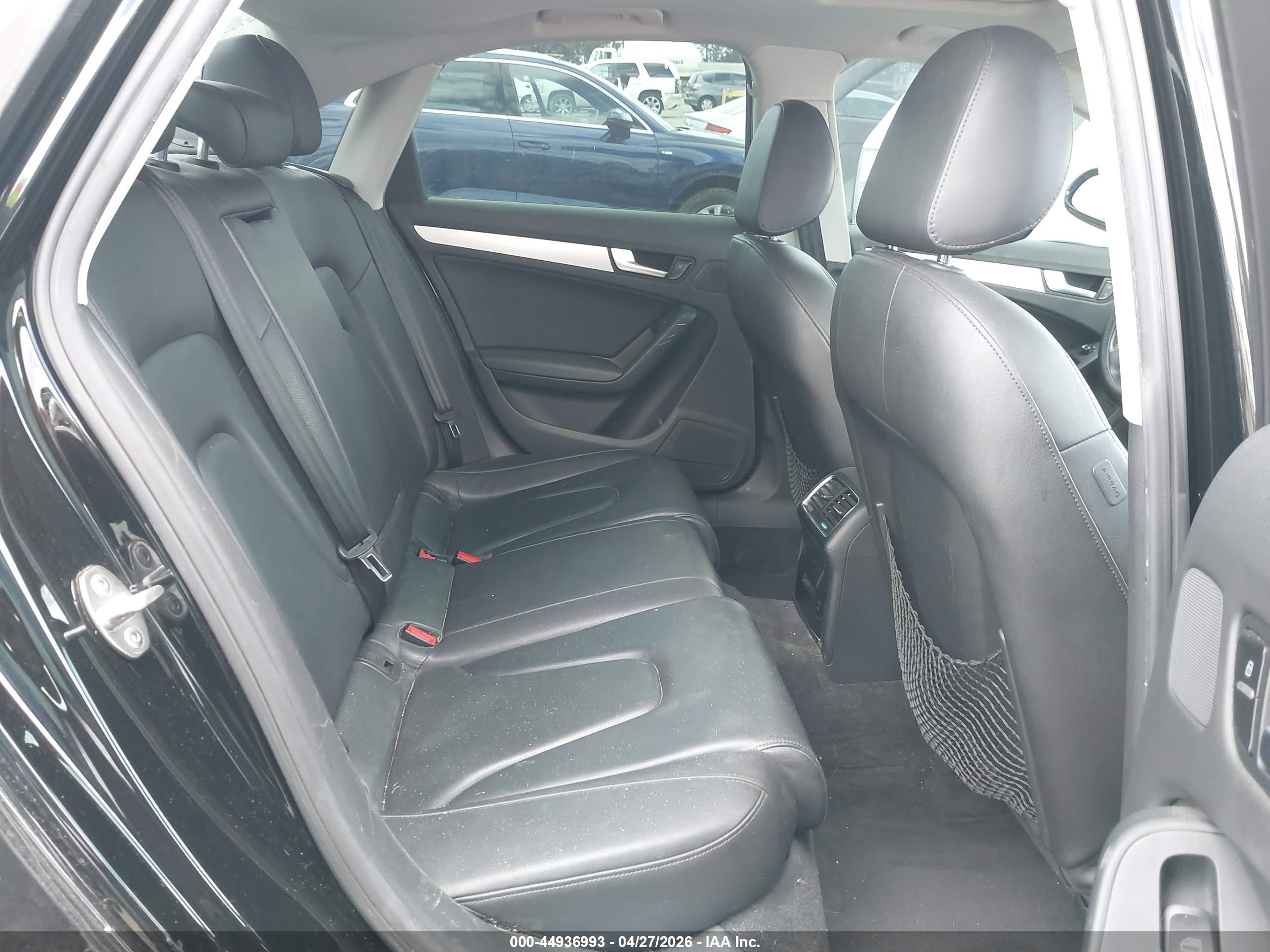 AUDI A4 image 8