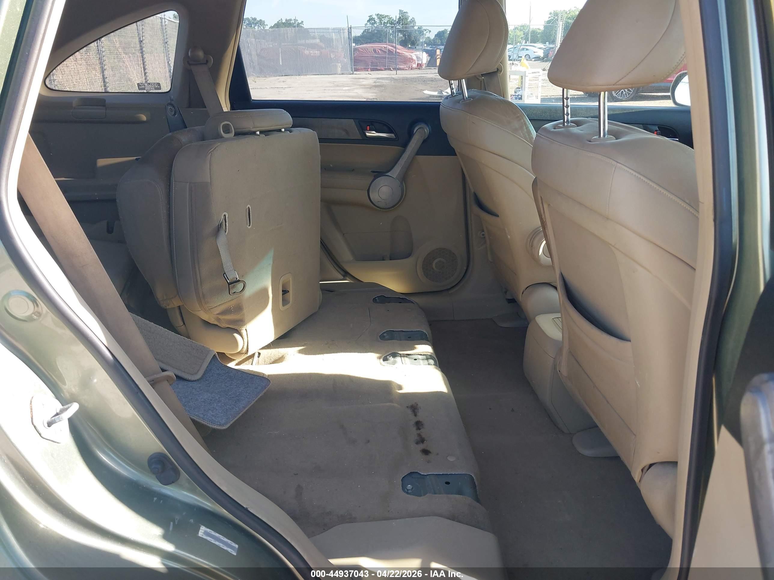HONDA CR-V image 8