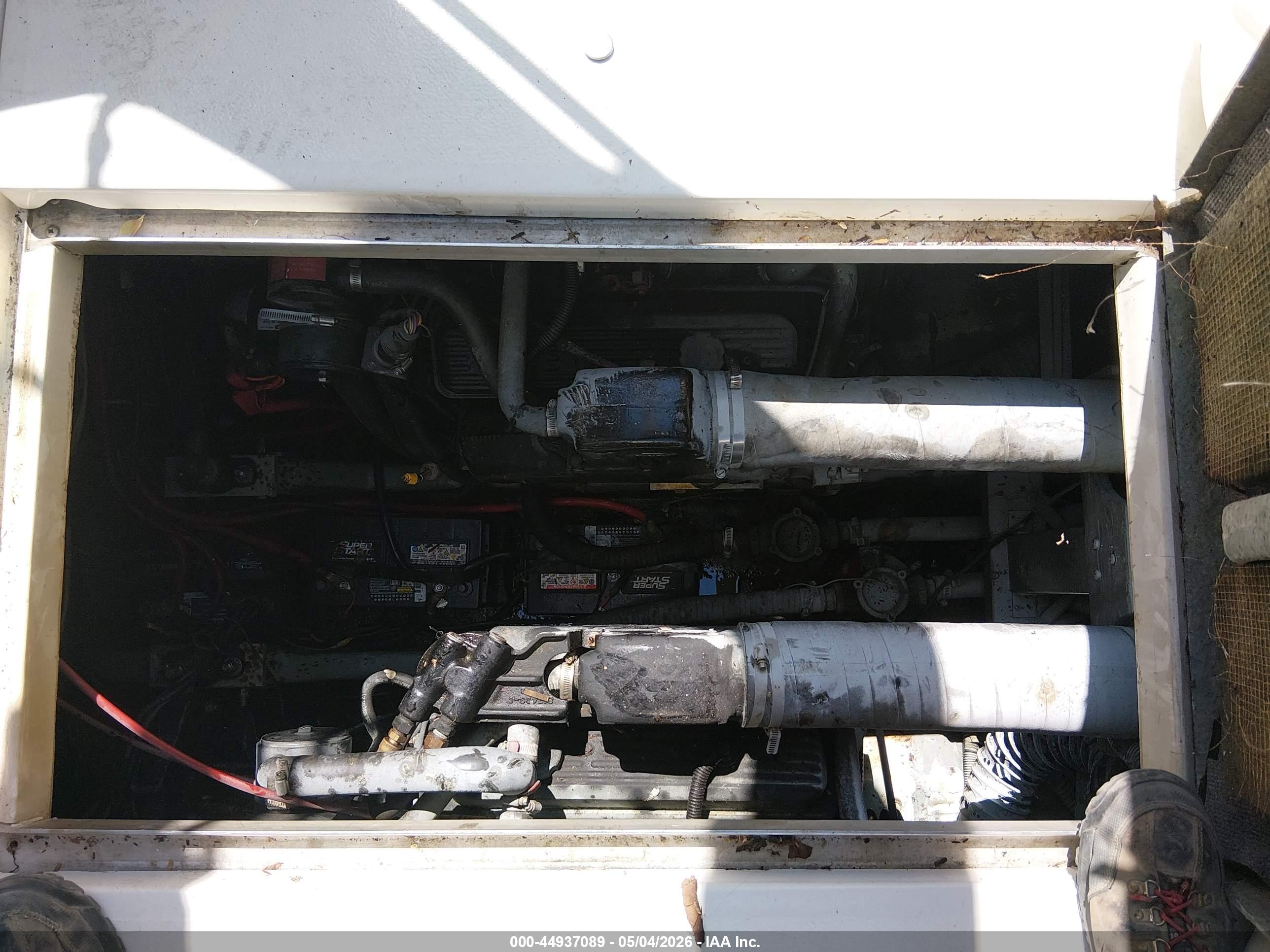 SEA RAY image 10