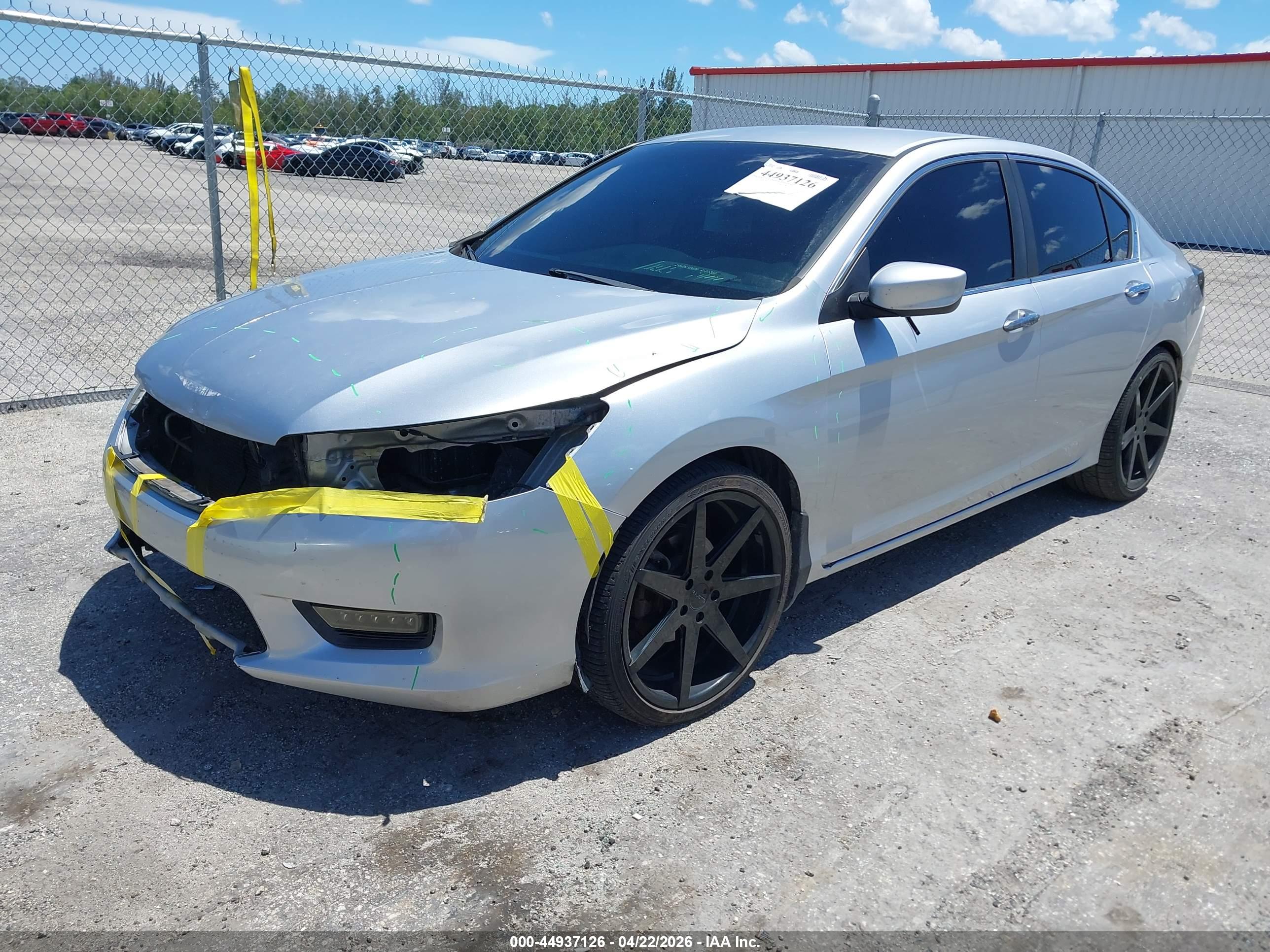 HONDA ACCORD image 2