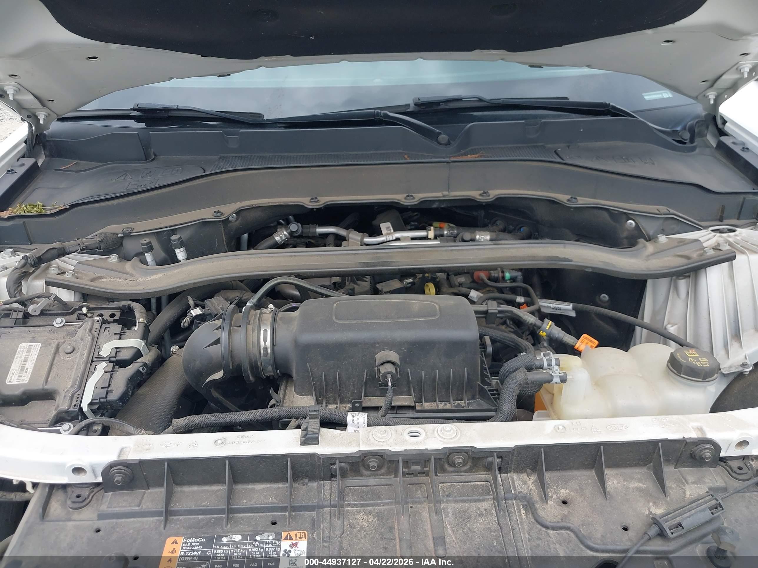 FORD EXPLORER image 10