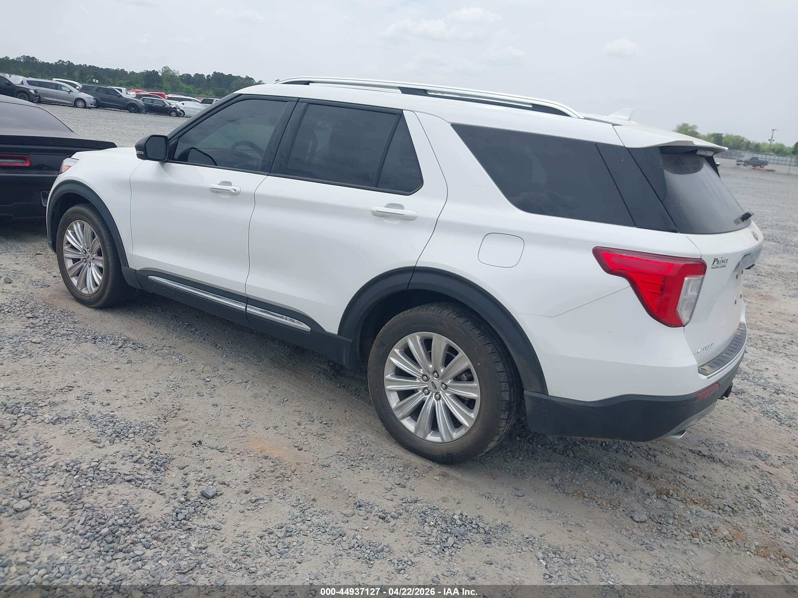 FORD EXPLORER image 3