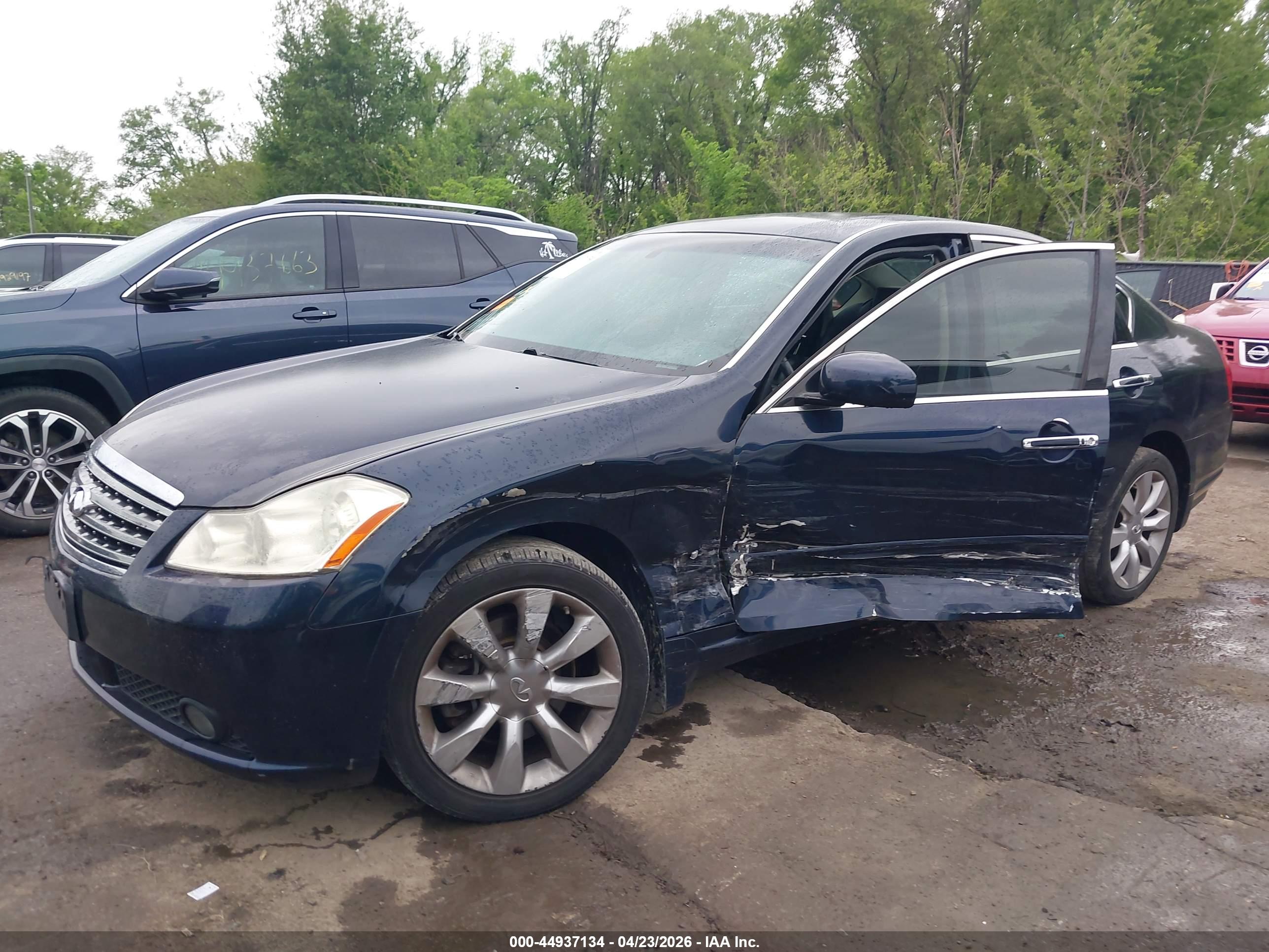 INFINITI M35X image 6