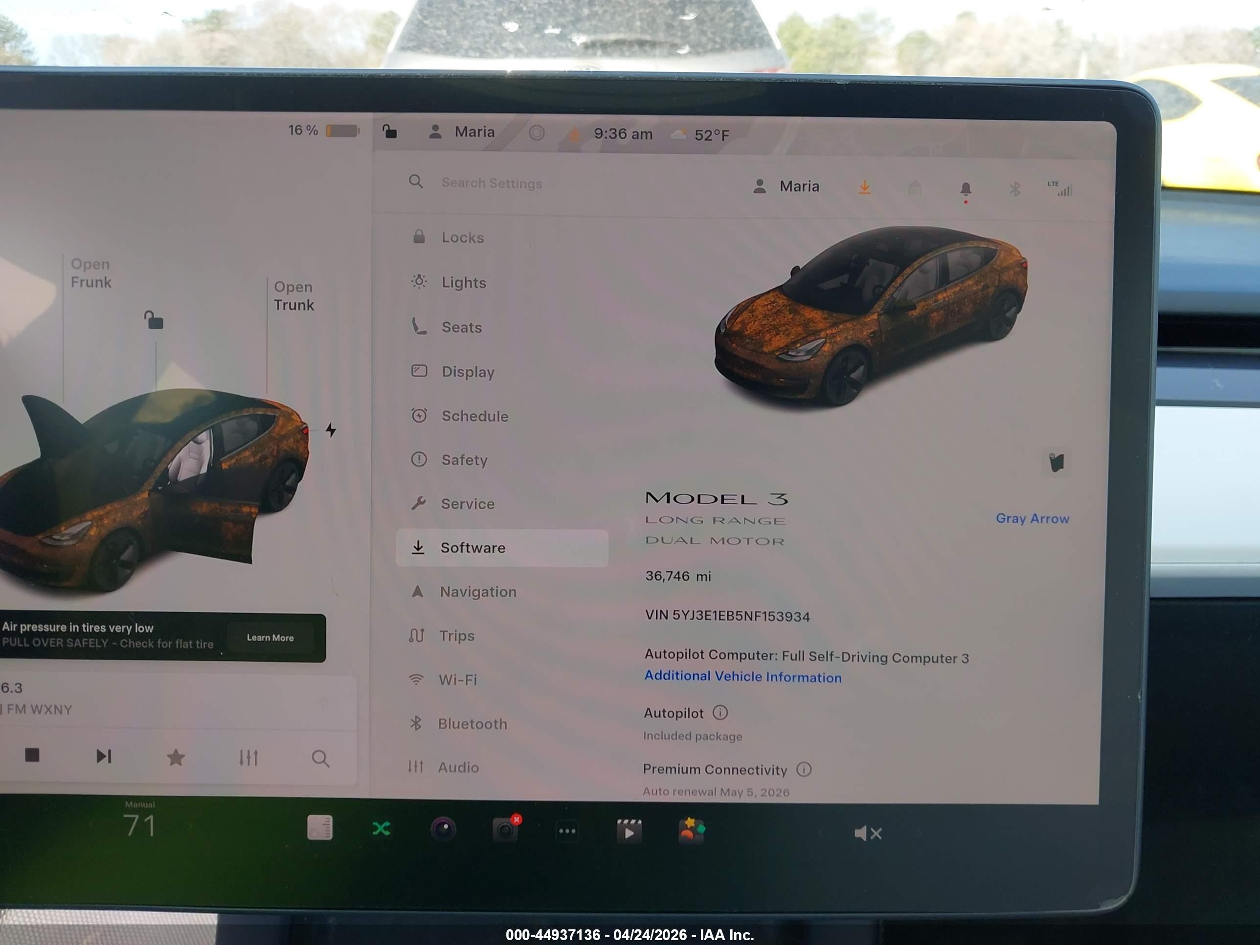 TESLA MODEL image 7