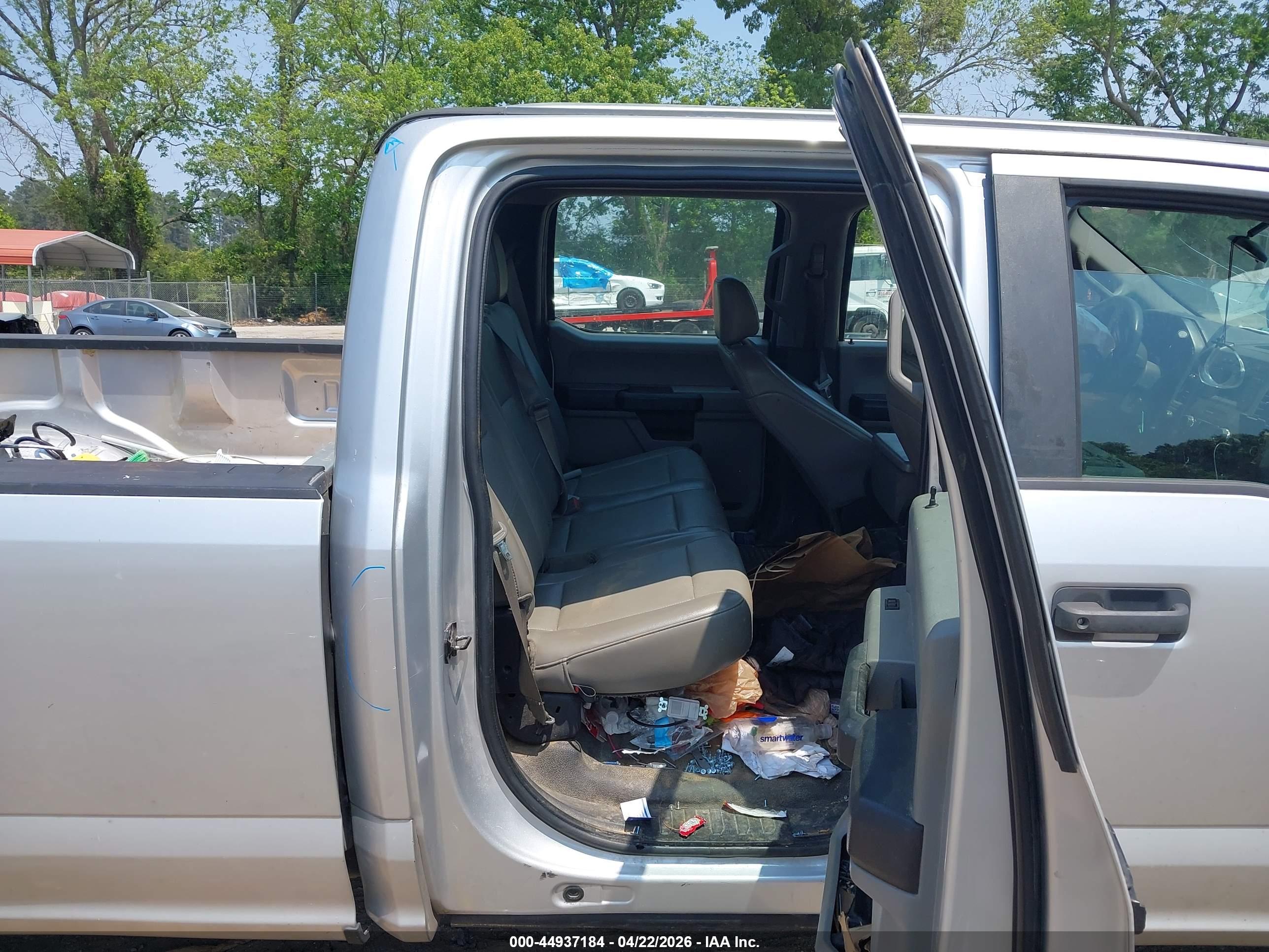 FORD F-250 image 8