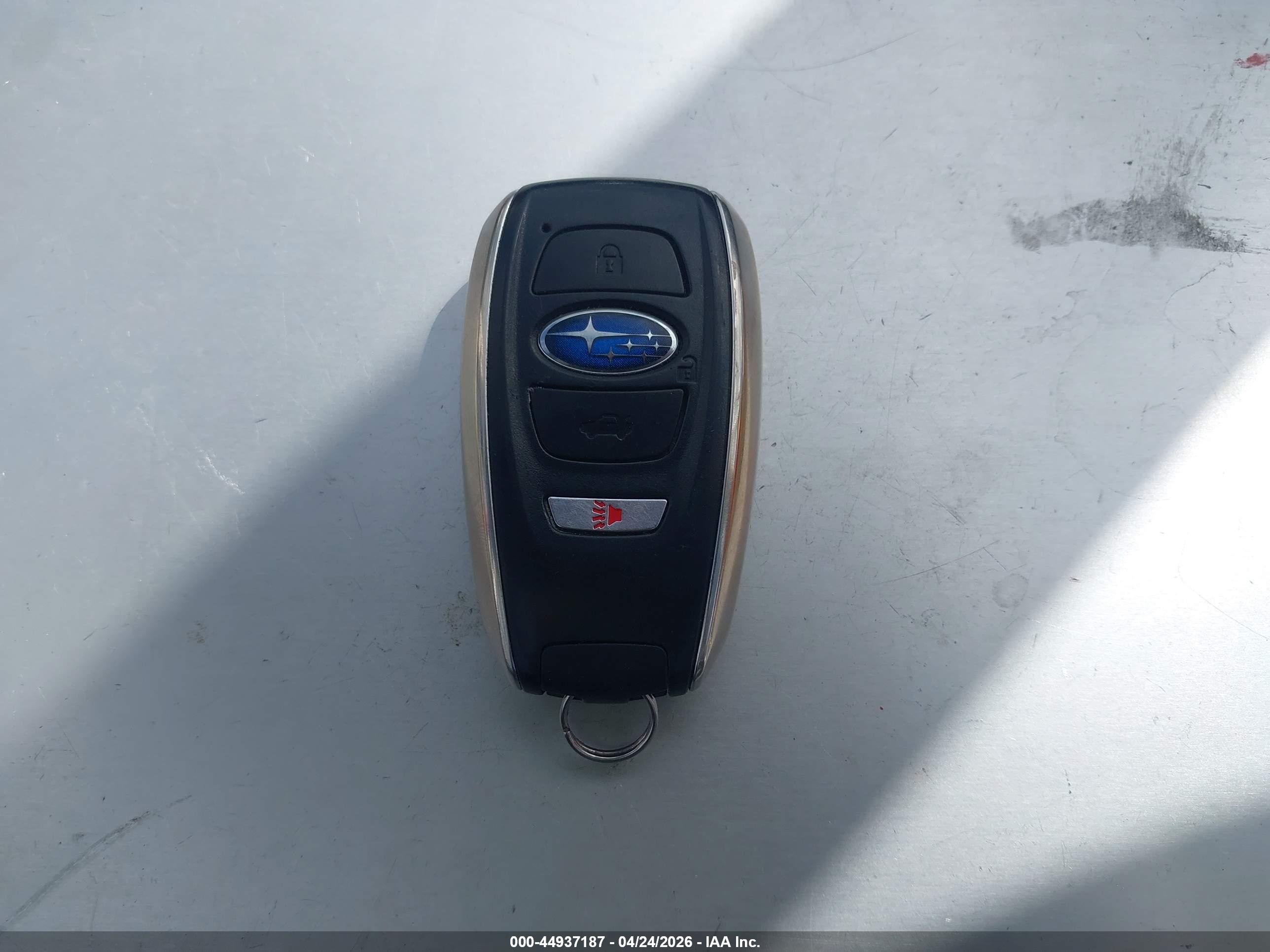 SUBARU OUTBACK image 11