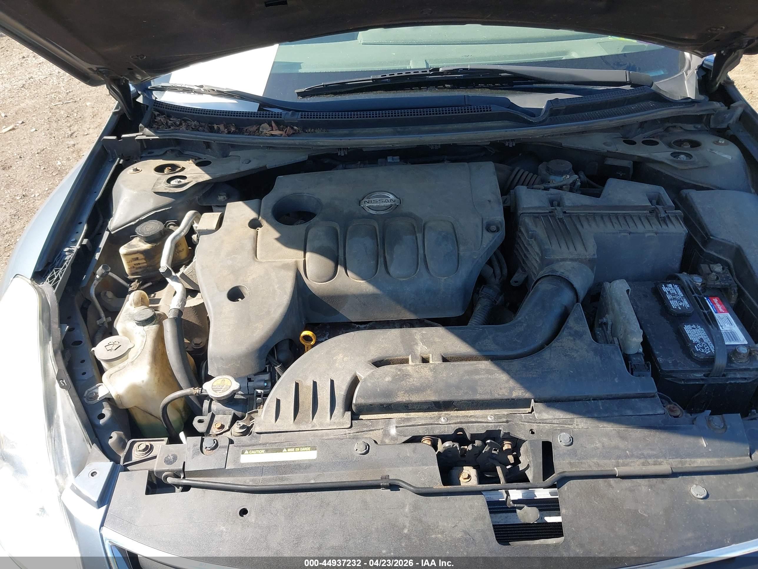 NISSAN ALTIMA image 10