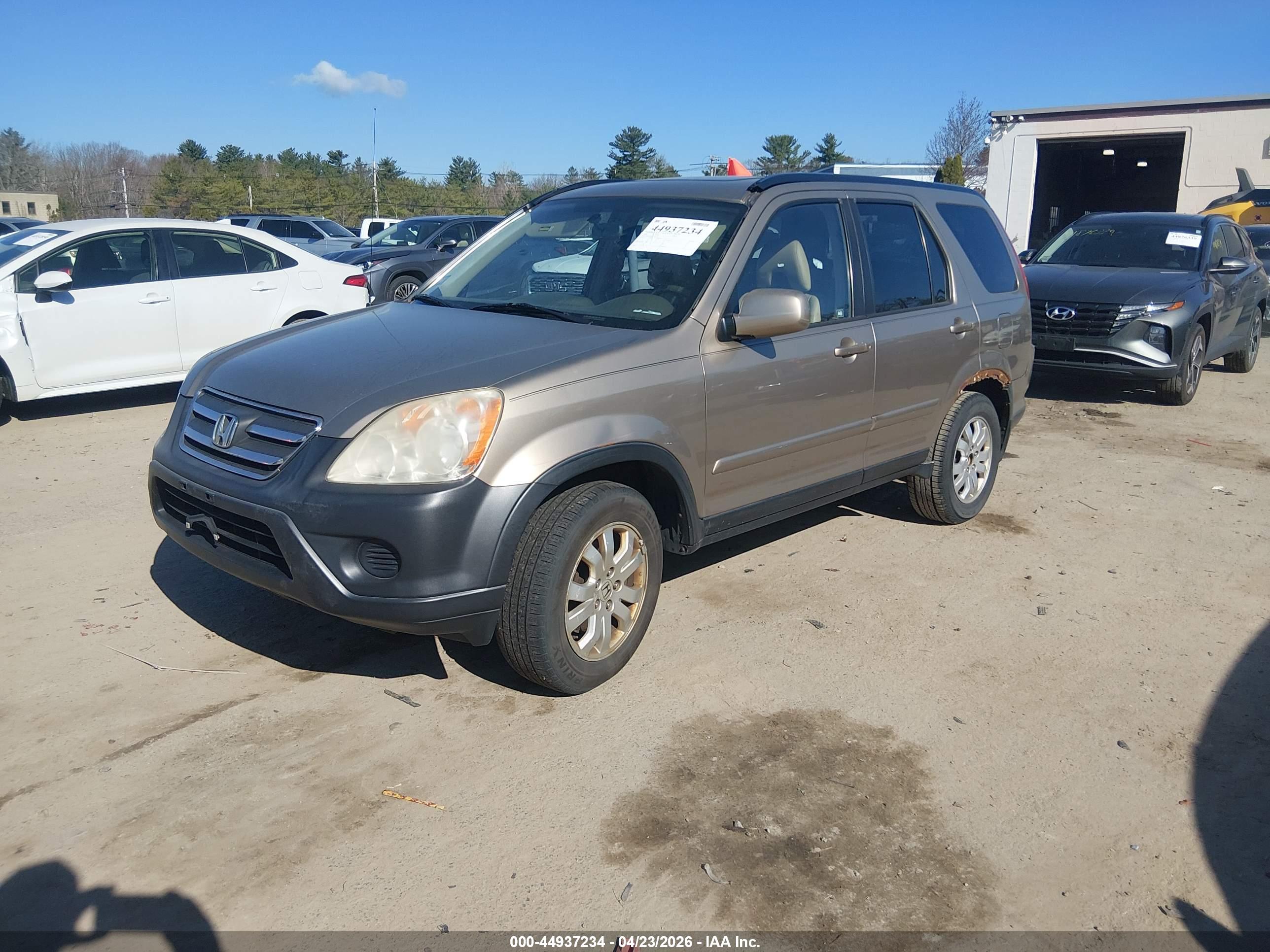 HONDA CR-V image 2
