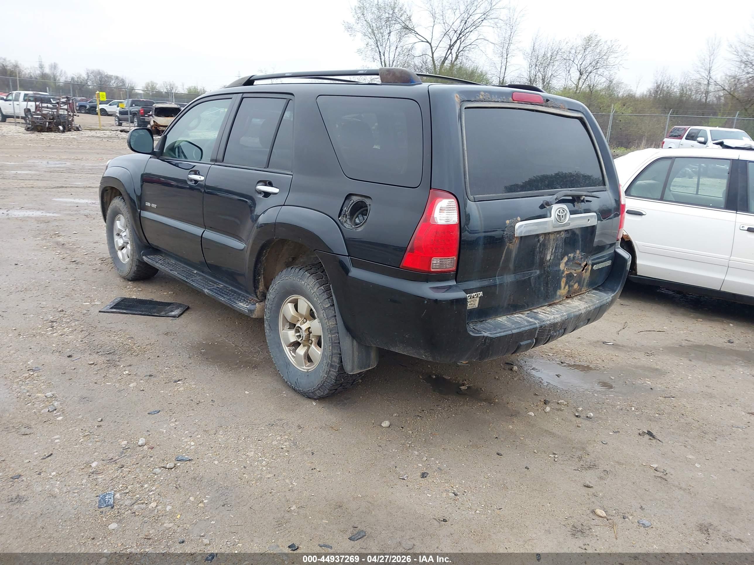 TOYOTA 4RUNNER image 3
