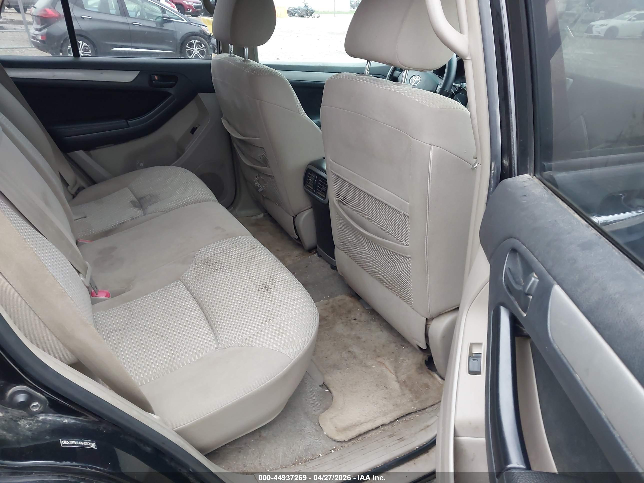 TOYOTA 4RUNNER image 8