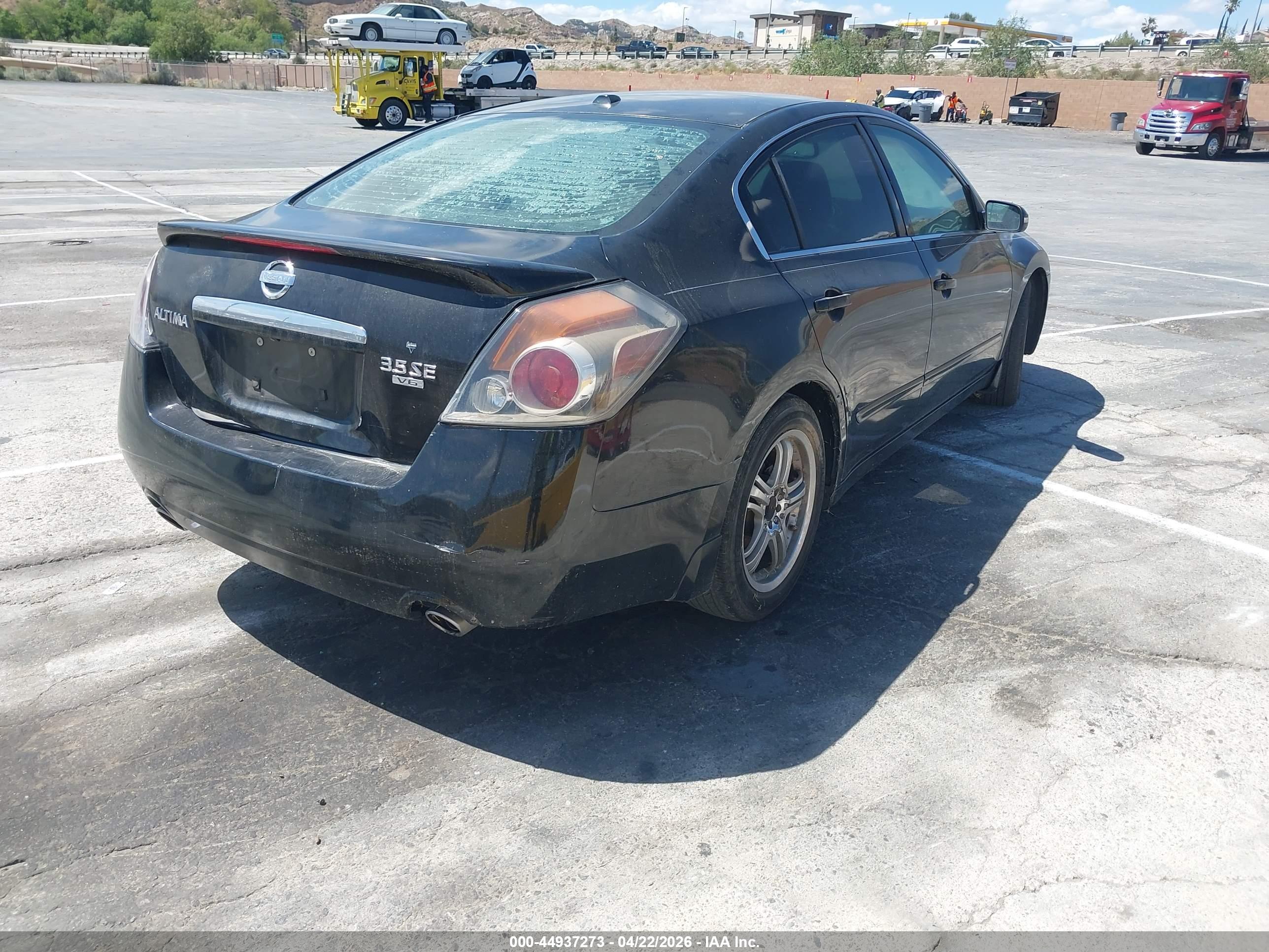 NISSAN ALTIMA image 4
