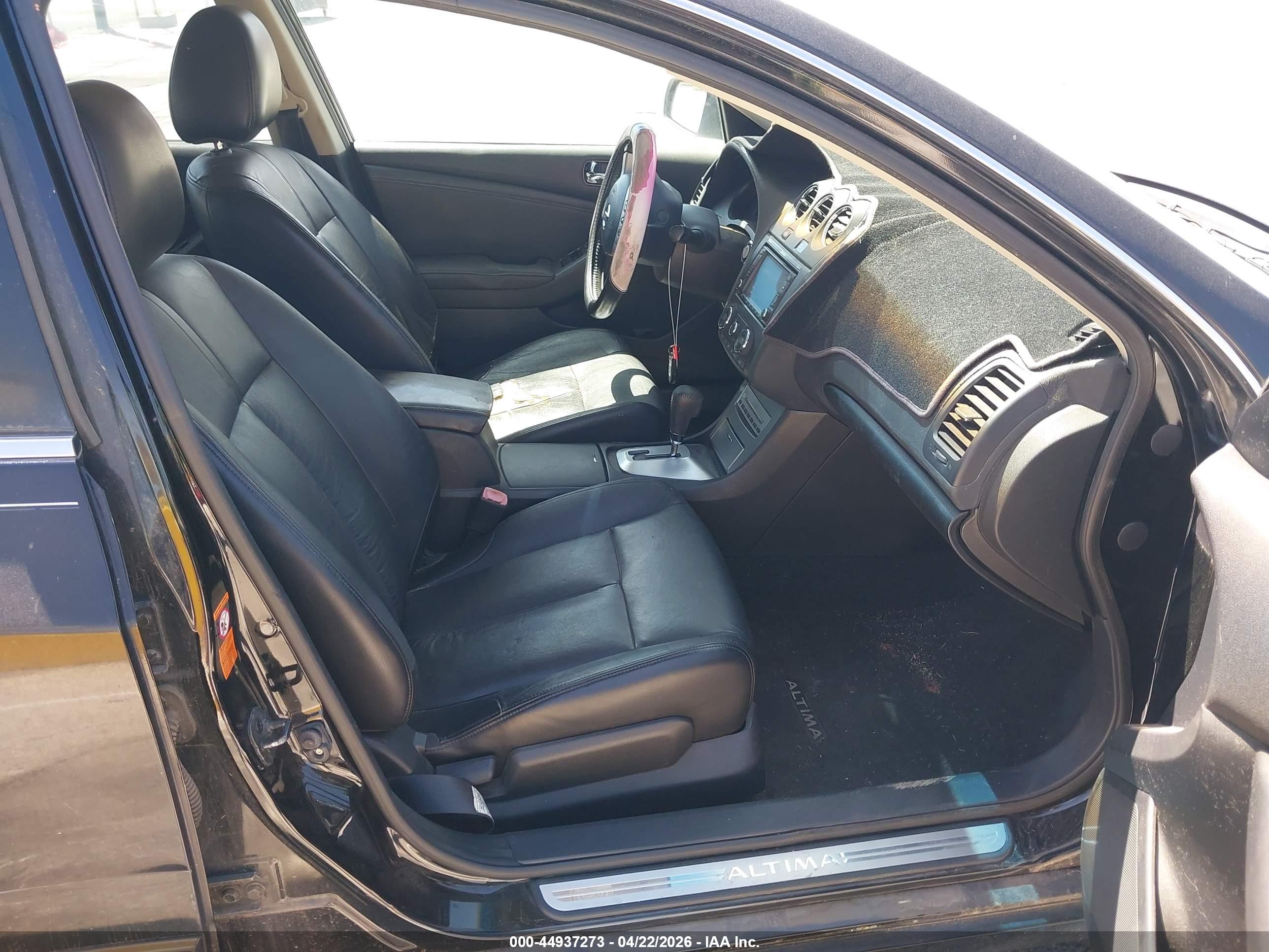 NISSAN ALTIMA image 5