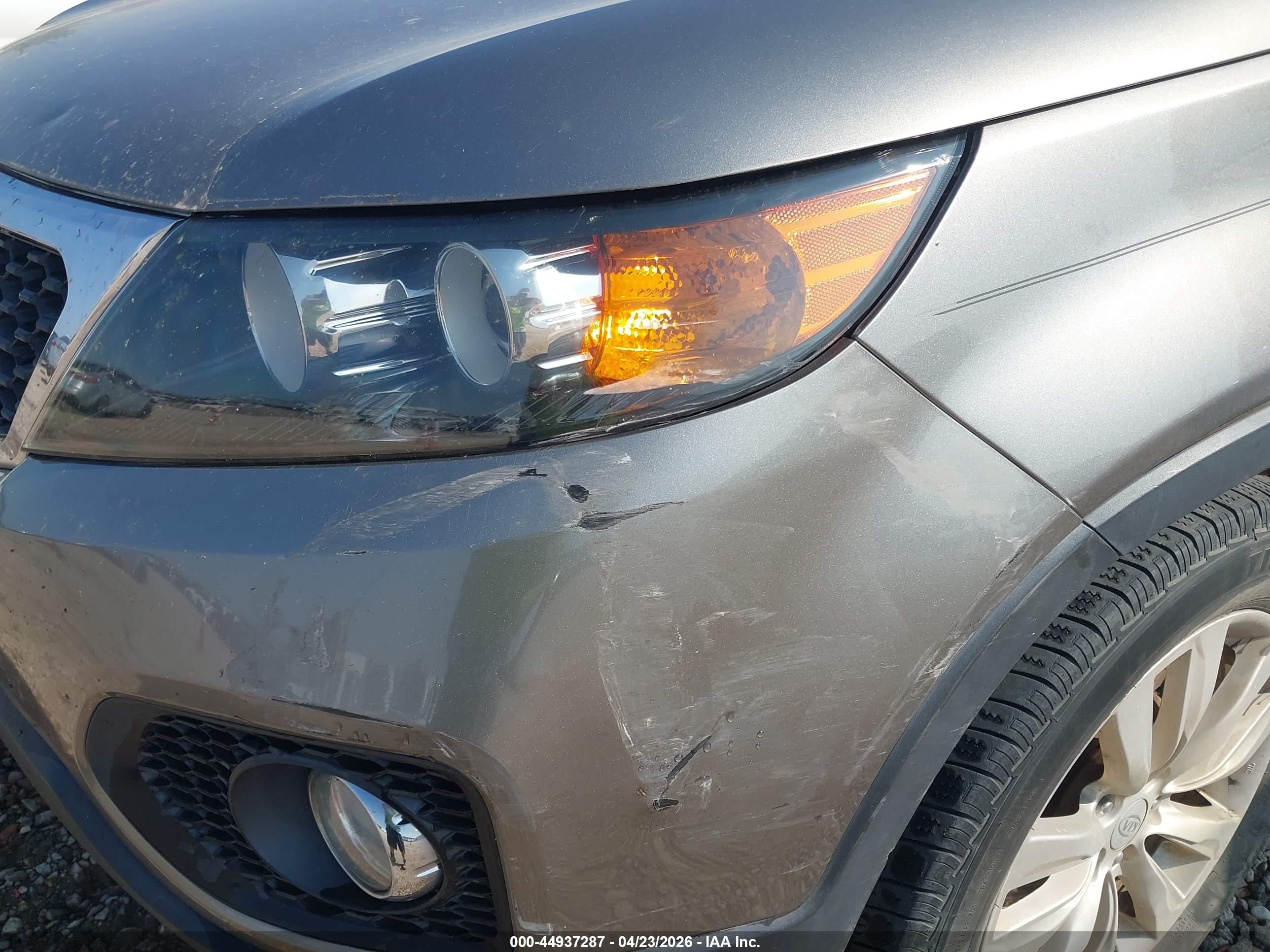 KIA SORENTO image 6