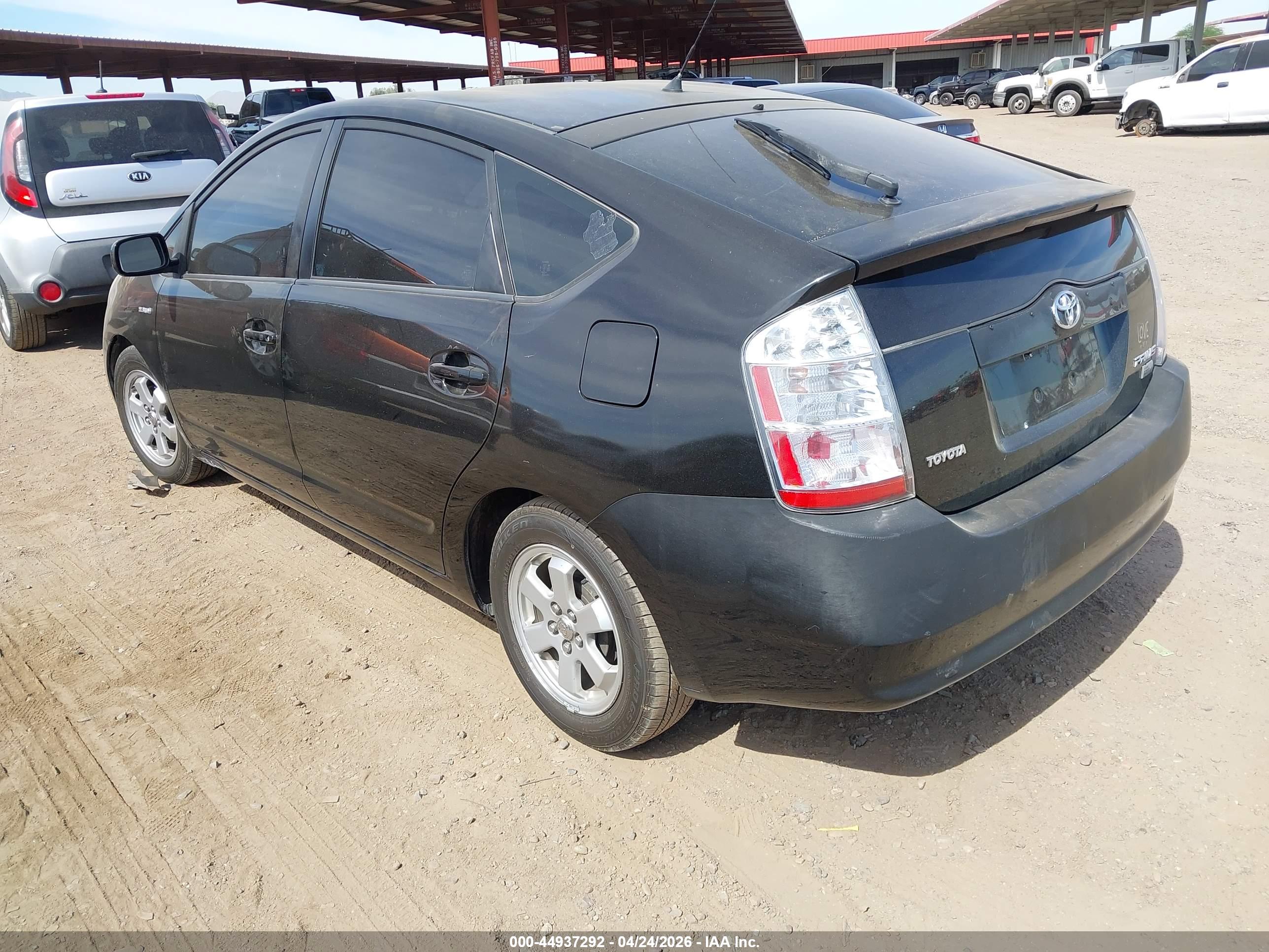 TOYOTA PRIUS image 3