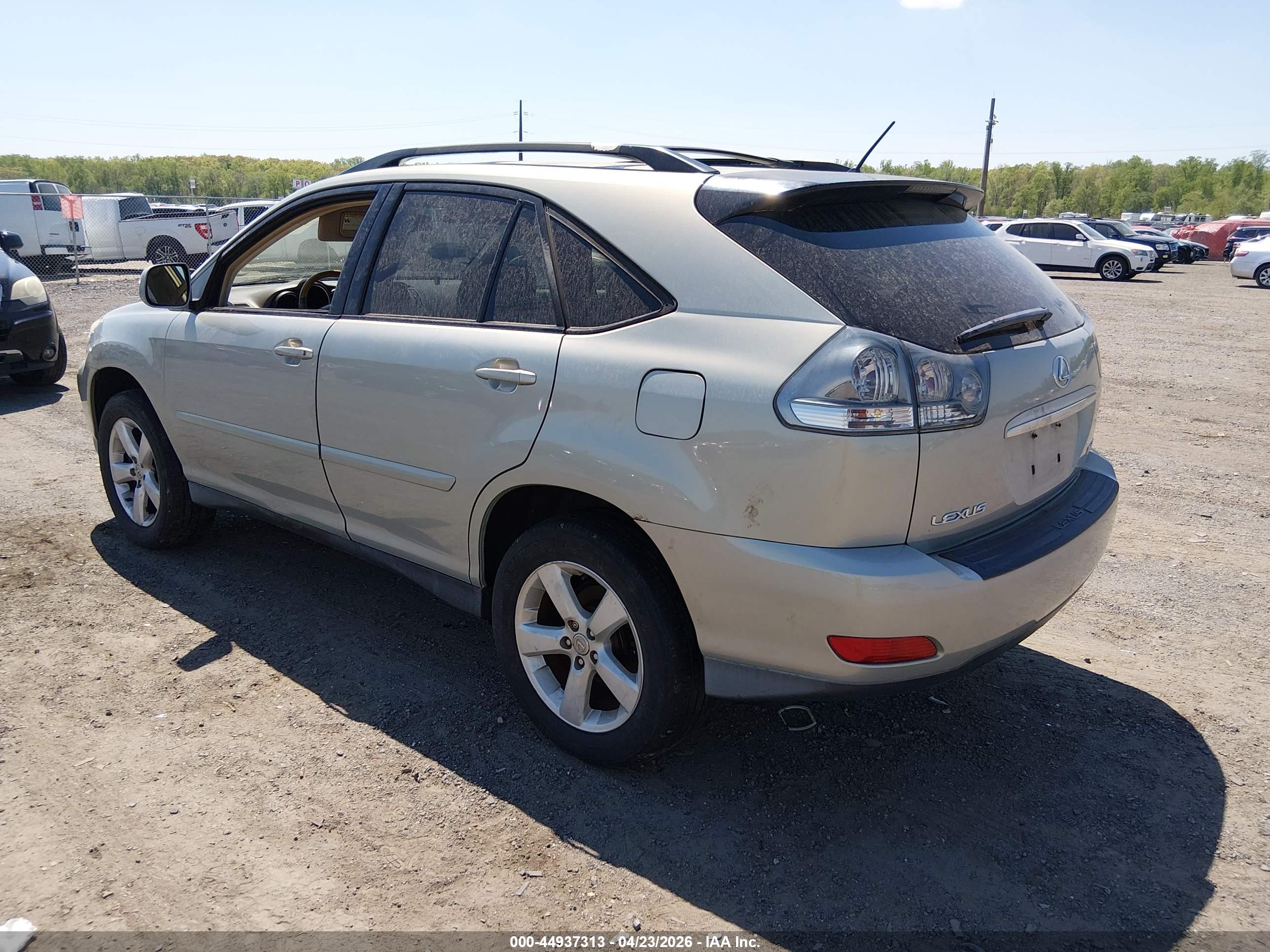 LEXUS RX image 3